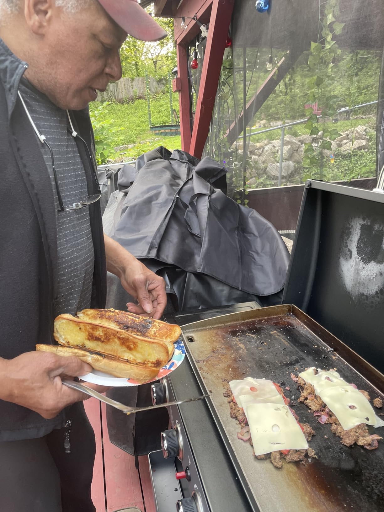 Royal Gourmet PD4001 4 Burner Propane Gas Griddle with Removable Standing Cart, Convertible to Tabletop Design, Flat Top Grill with Hood for Camping, Tailgating, Backyard, Black customer photo 2