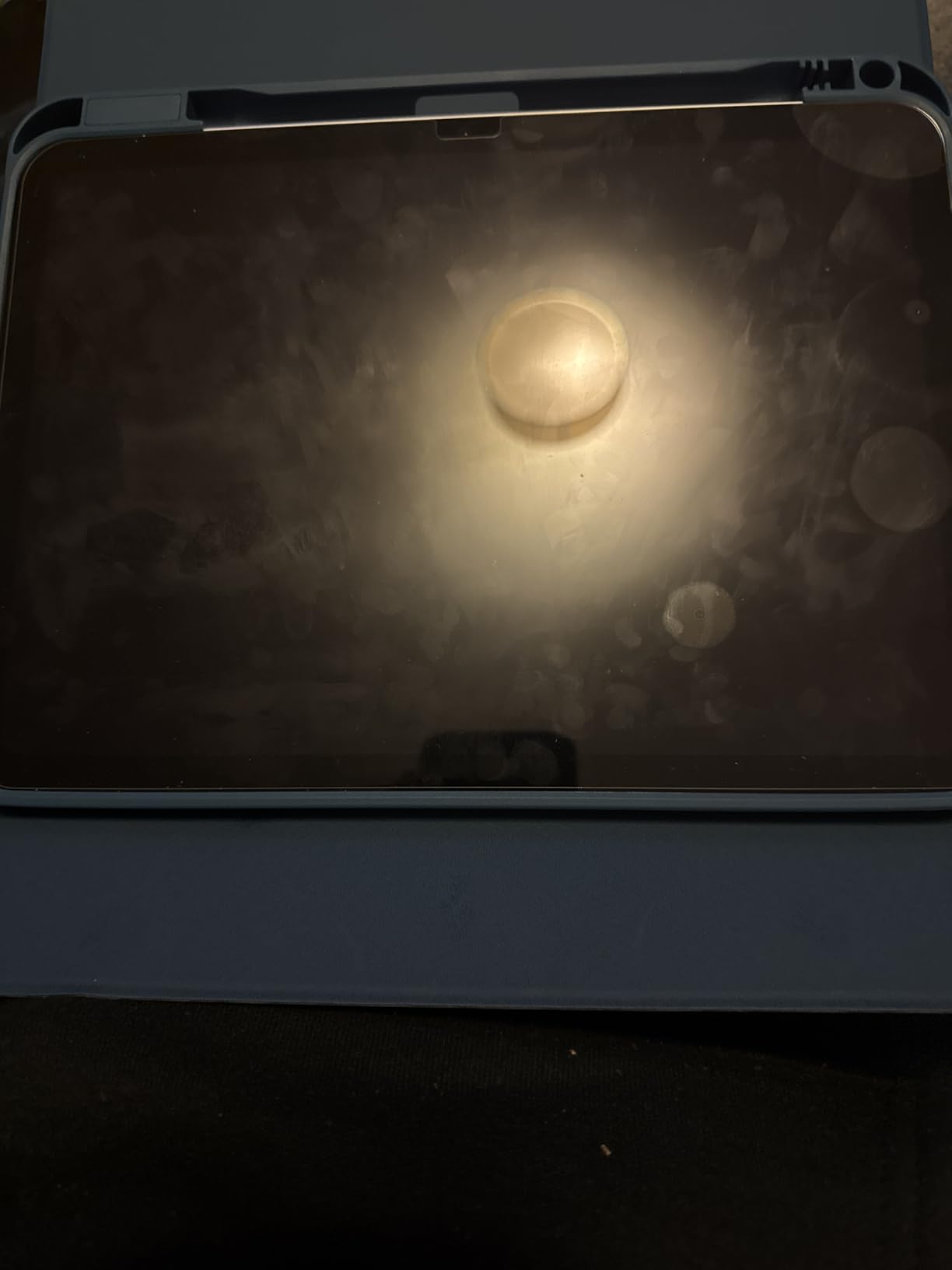 iPad 11-inch A16 Chip Liquid Retina Display 256GB Wi-Fi 6 12MP Front/Back Camera Touch ID All-Day Battery - Silver customer photo 2