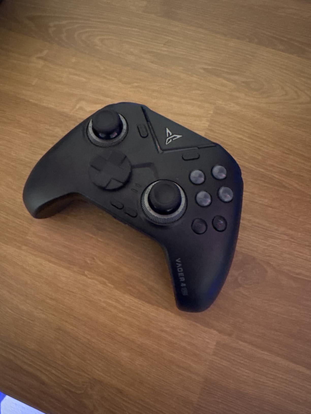 FLYDIGI Vader 4 Pro PC Controller Force Adjustment Lever Joystick, Hall & Micro Triggers, 1000Hz Report Rate, 4-Motor Stereo Vibration, 800mAh, Multi-Platform for PC/NS/Android/TV customer photo 2