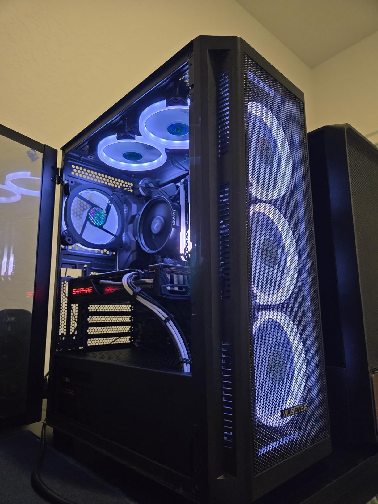 16AWG PSU Cable Extension Kit with Cable Combs,1x24pin ATX/1x8pin(4+4) EPS/2x8pin(6+2) PCIE Extension Cable,Cable Extension PC Sleeved Cables 30cm Length,Power Supply Extension Cable Kit(White) customer photo 1