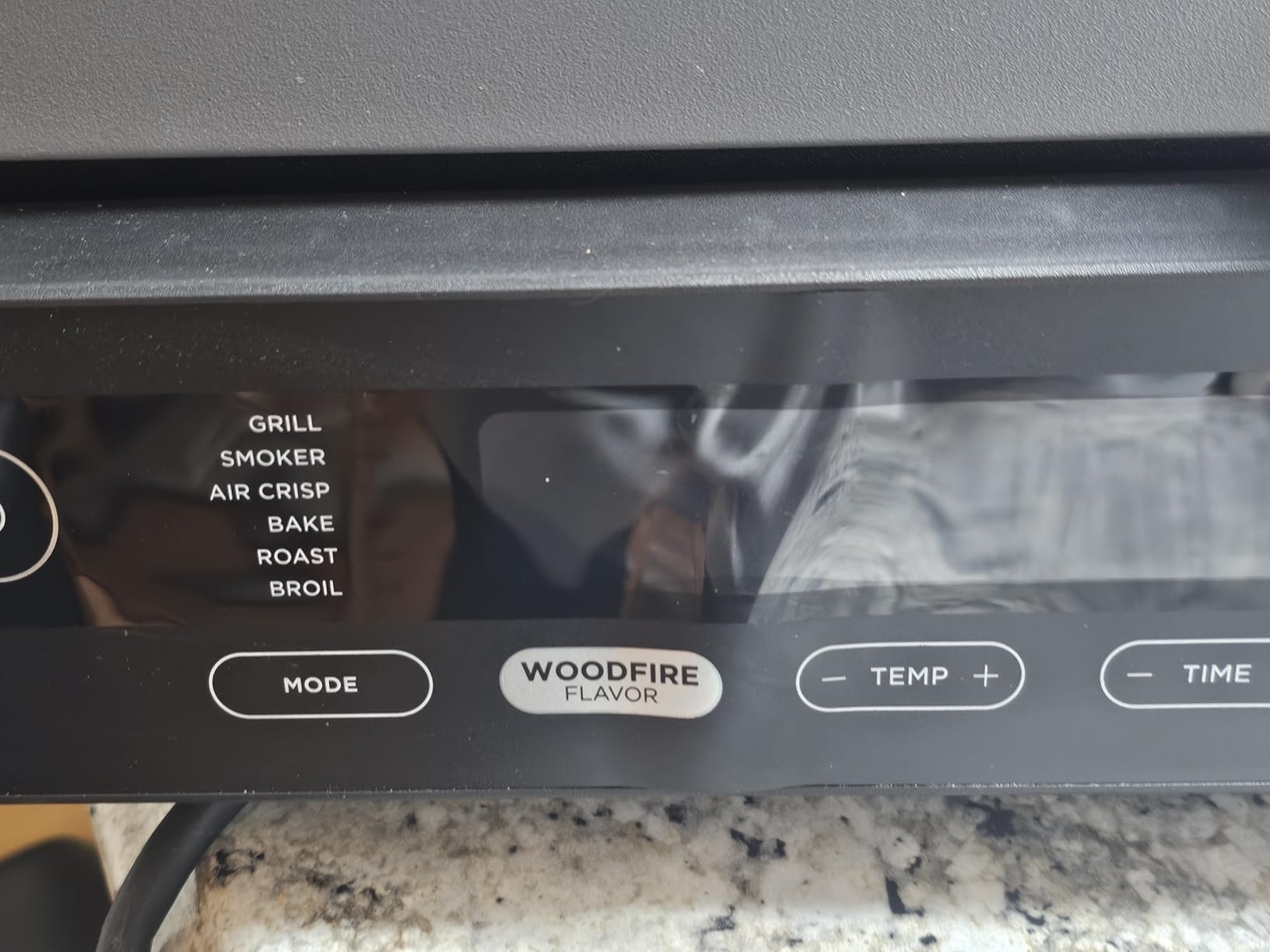 Ninja Woodfire Outdoor Grill & Smoker, 6-in-1 Functionality, Grill, Smoke, Bake, Roast, Air Fry, Broil, Authentic Woodfire Flavors, Electric Heat, OG321 customer photo 2