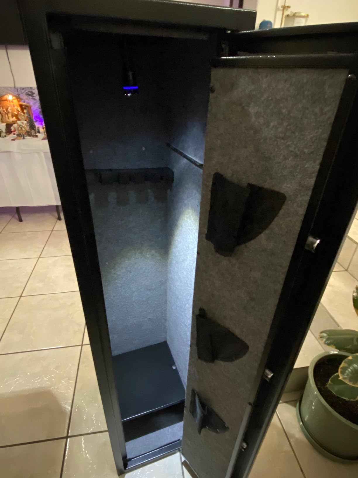 KAER Biometric Gun Safe, Fingerprint Gun Safes for Rifles and Pistols Assembled, Long Rifle Safe Large Gun Cabinet for Shotguns with Digital Keypad, Removable Gun Racks, Pistol Pockets customer photo 2