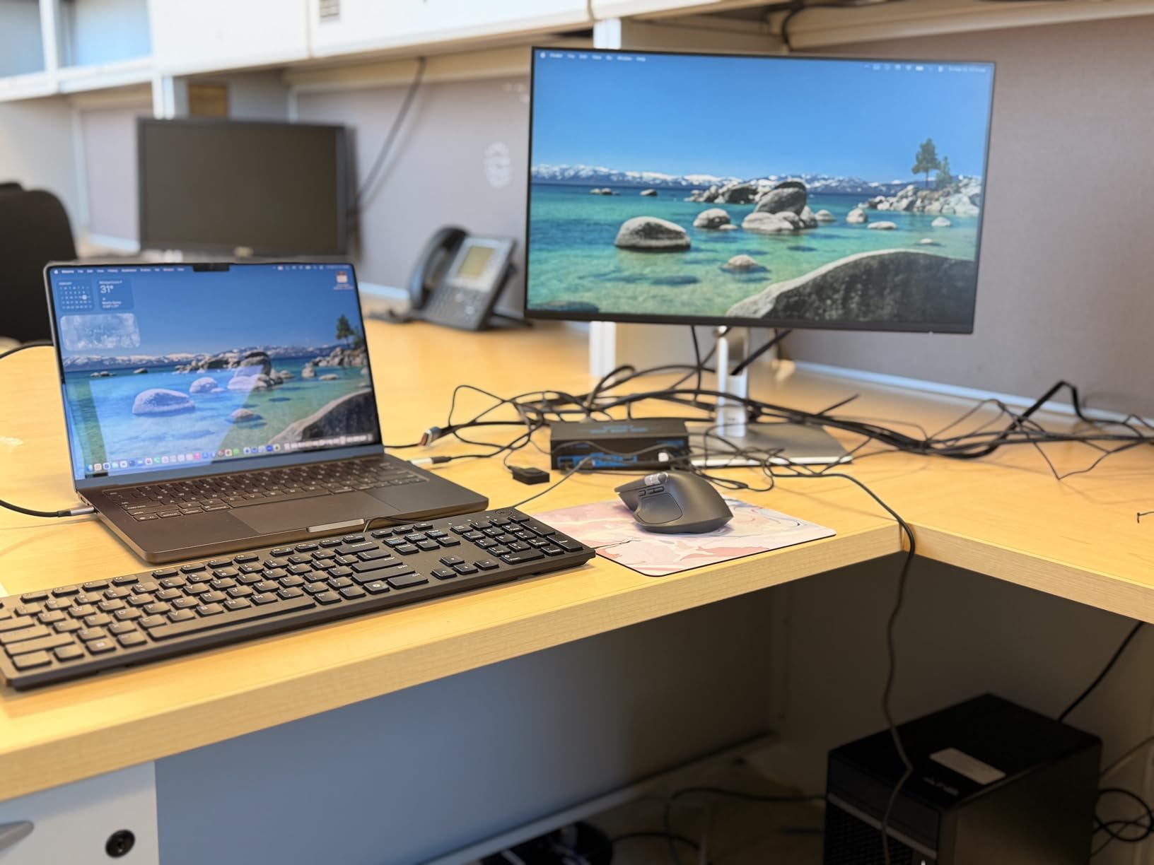 4K@120Hz Kvm Switch 2 Monitors 2 Computers 8K@60Hz HDMI Displayport Dual Monitor KVM Switches 2 Ports for 2 PC Share Mouse Keyboard and 2 Screens with USB 3.0 Cables and Extended Controller customer photo 1