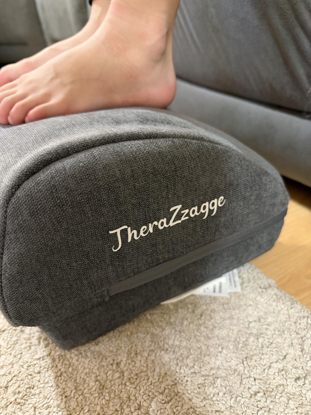 Heated Foot Rest for Under Desk at Work, Foot Stool with Vibration Massage, 2 Heat Levels, Ergonomic Memory Foam Feet Warmer Heater customer photo 2