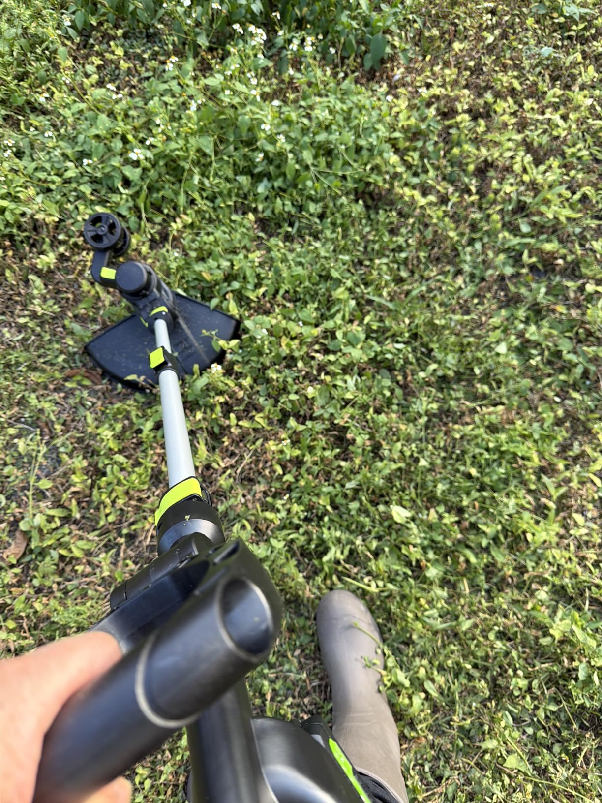 20V Cordless String Trimmer, Two 2.0Ah Battery Powered with Fast Charger, 12'' Grass Cutter with Auto Line Feed, 3-in-1 Electric Lawn Mower Grass Trimmer&Edger Lawn Tool with 8 Lines for Yard, Garden customer photo 2