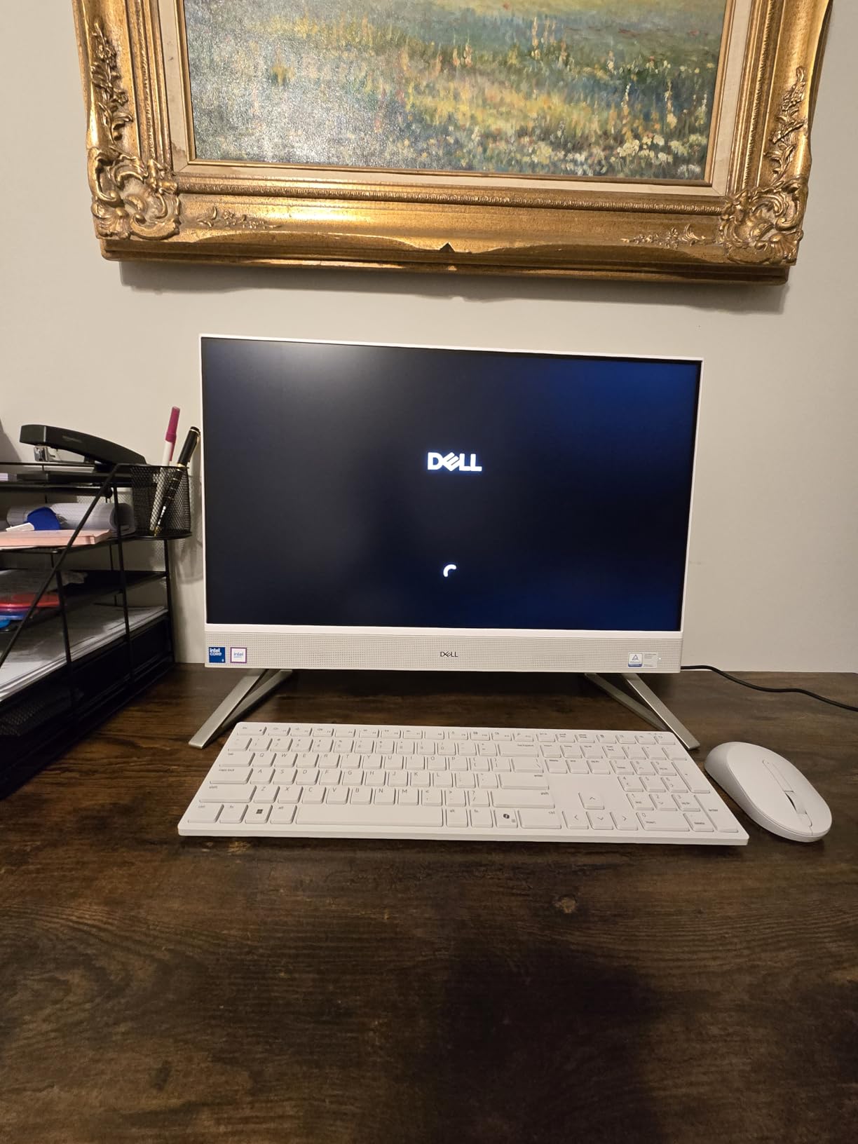 Dell 24 All-in-One Desktop ec24250-23.8-inch FHD Display, Intel Core 3 Processor 100U, Intel Graphics, 8GB DDR5 RAM, 512GB SSD, Windows 11 Home, Onsite Service+6 Months Retail Migrate - White customer photo 2