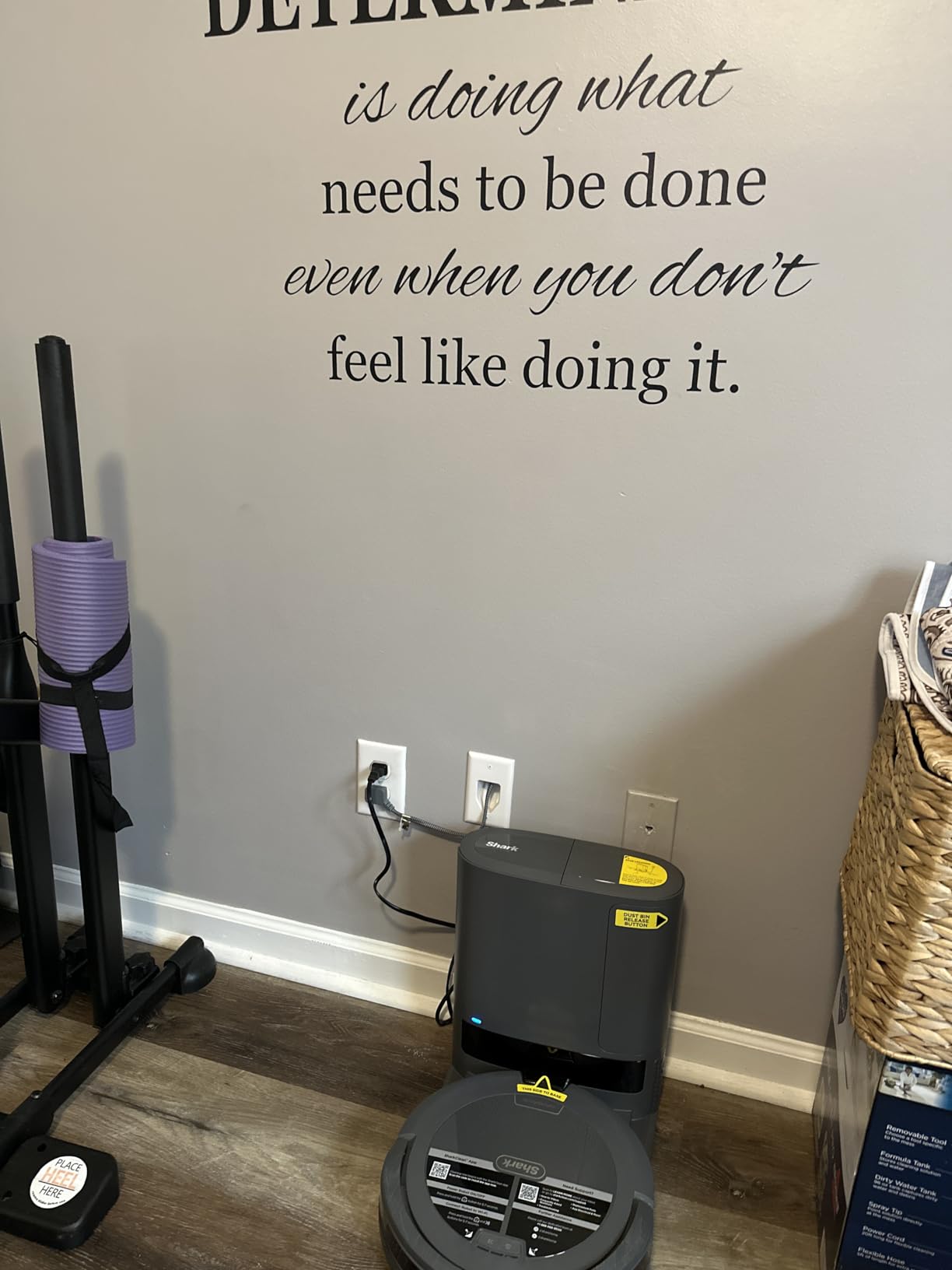 Shark Navigator Robot Vacuum with SmartPath Navigation and Self-Cleaning Brushroll, Powerful Suction, Pet Hair Pickup, Anti-Hair Wrap, for Carpets & Hard Floors, Steel Grey, RV2110 customer photo 1