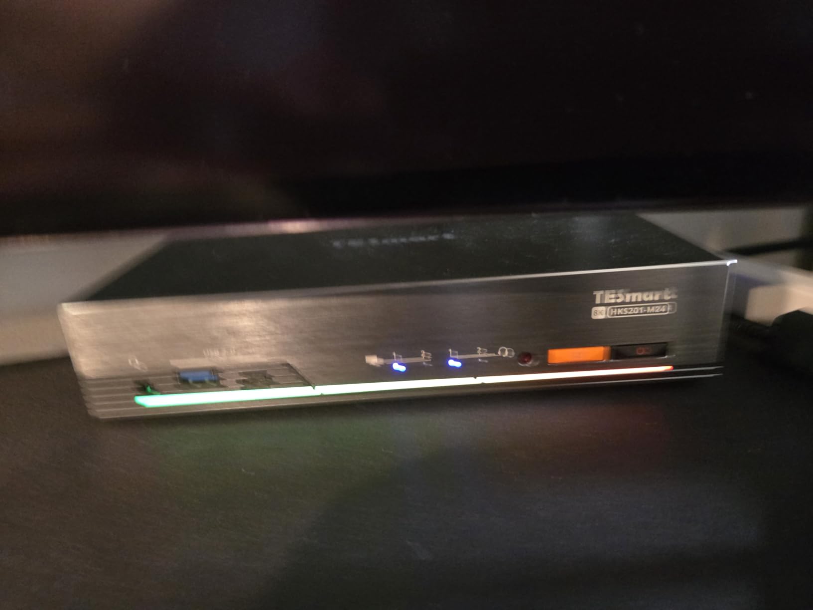 TESmart 8K@60Hz HDMI KVM Switch 2 Computers 1 Monitor, USB 3.0 HDMI KVM Switch 2 Ports 4K@144Hz, Support EDID, Gigabit Network, Hotkey Switch, Audio & Mic with All Input Cables customer photo 1