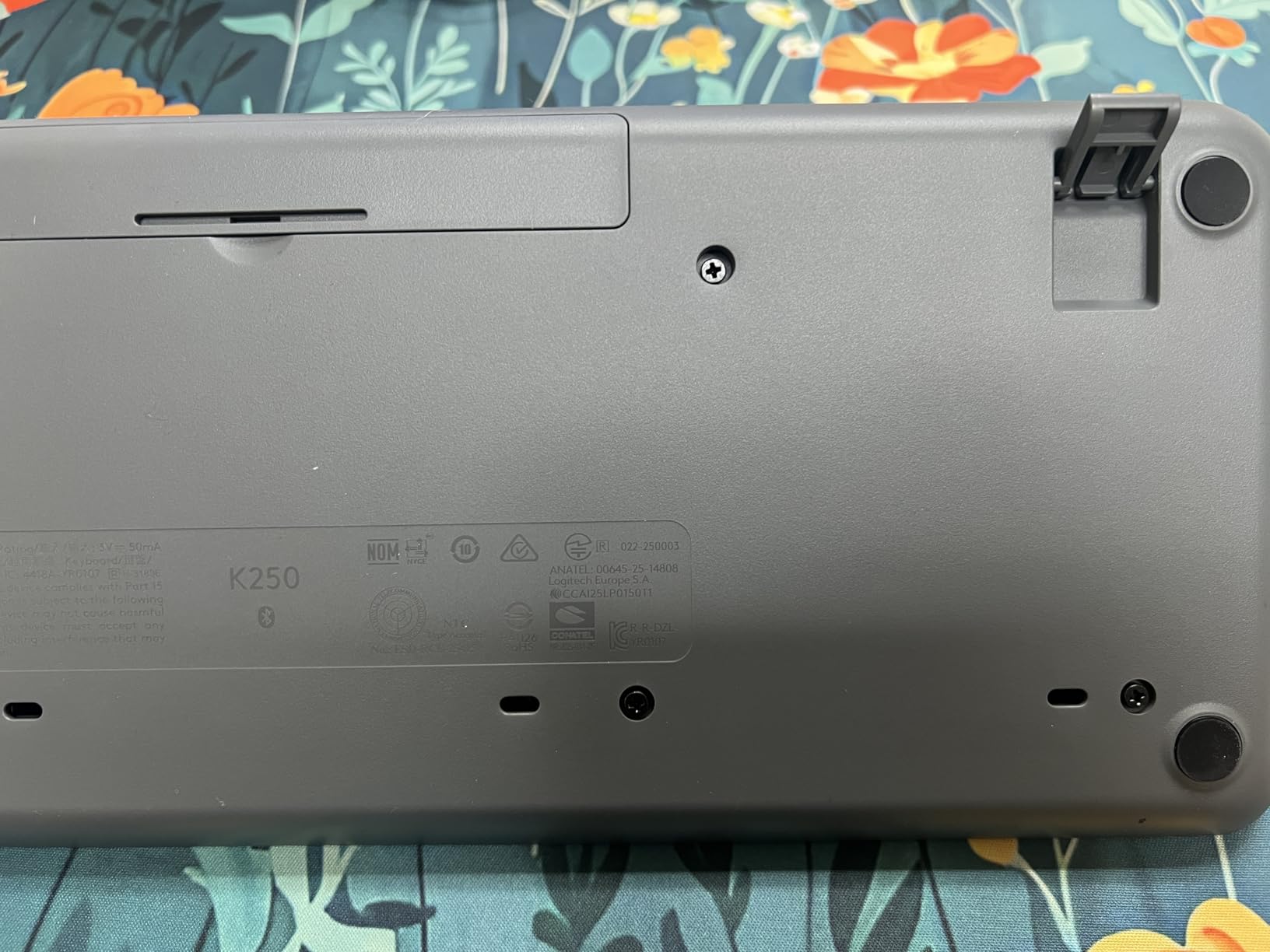 MK250 Bluetooth Wireless Mouse and Keyboard Combo: Fast & Easy Connectivity, Compact Wireless Keyboard, Ambidextrous Mouse, Durable Build - Windows/MacOS - Graphite customer photo 2