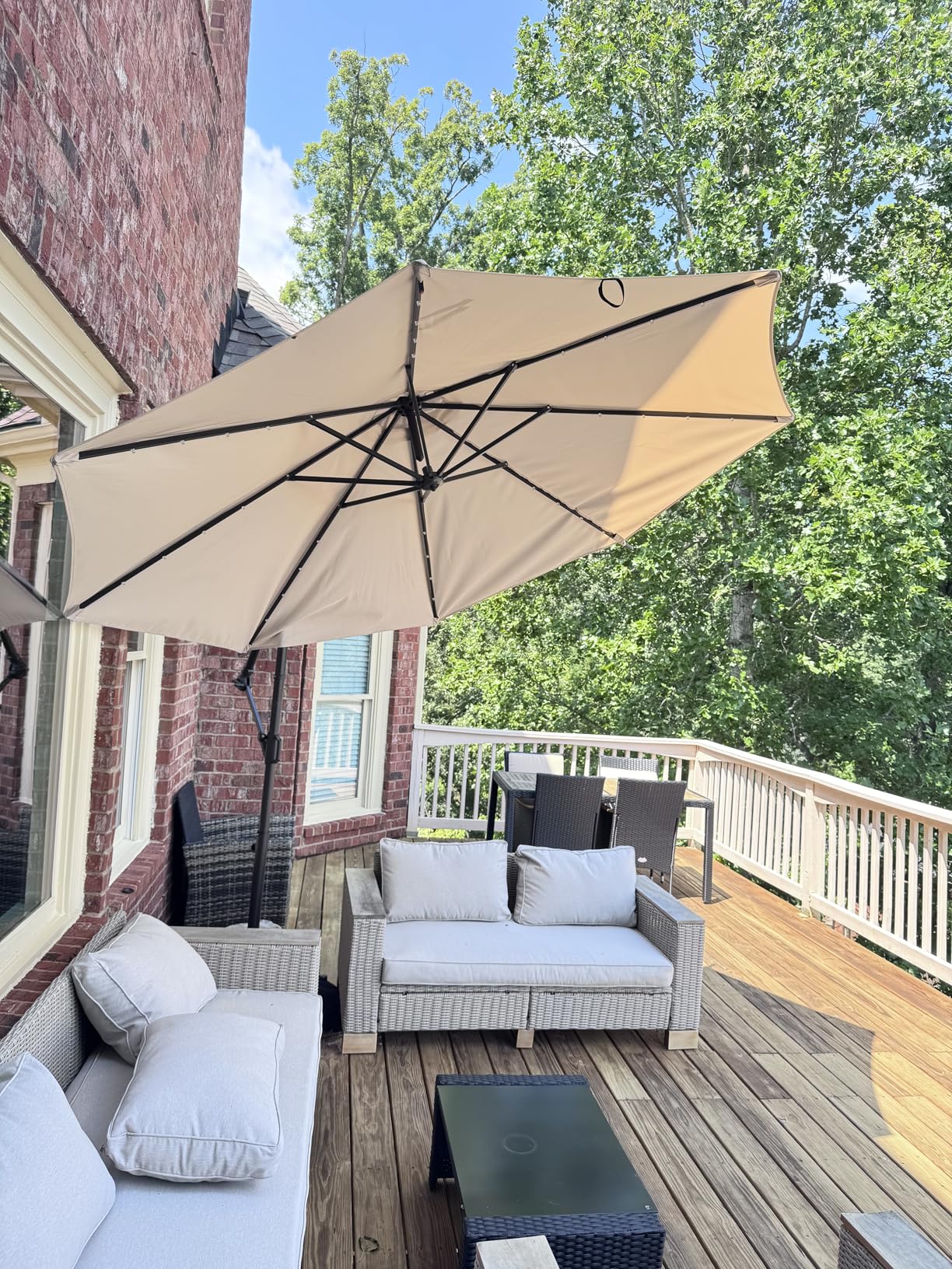 Tangkula 10ft Solar Patio Umbrella with Base Included, Offset Cantilever Outdoor Umbrella with 32 LED Lights, Infinite Tilt, 360 Degree Rotation, Crank Handle for Pool Deck Garden Backyard (Gray) customer photo 2
