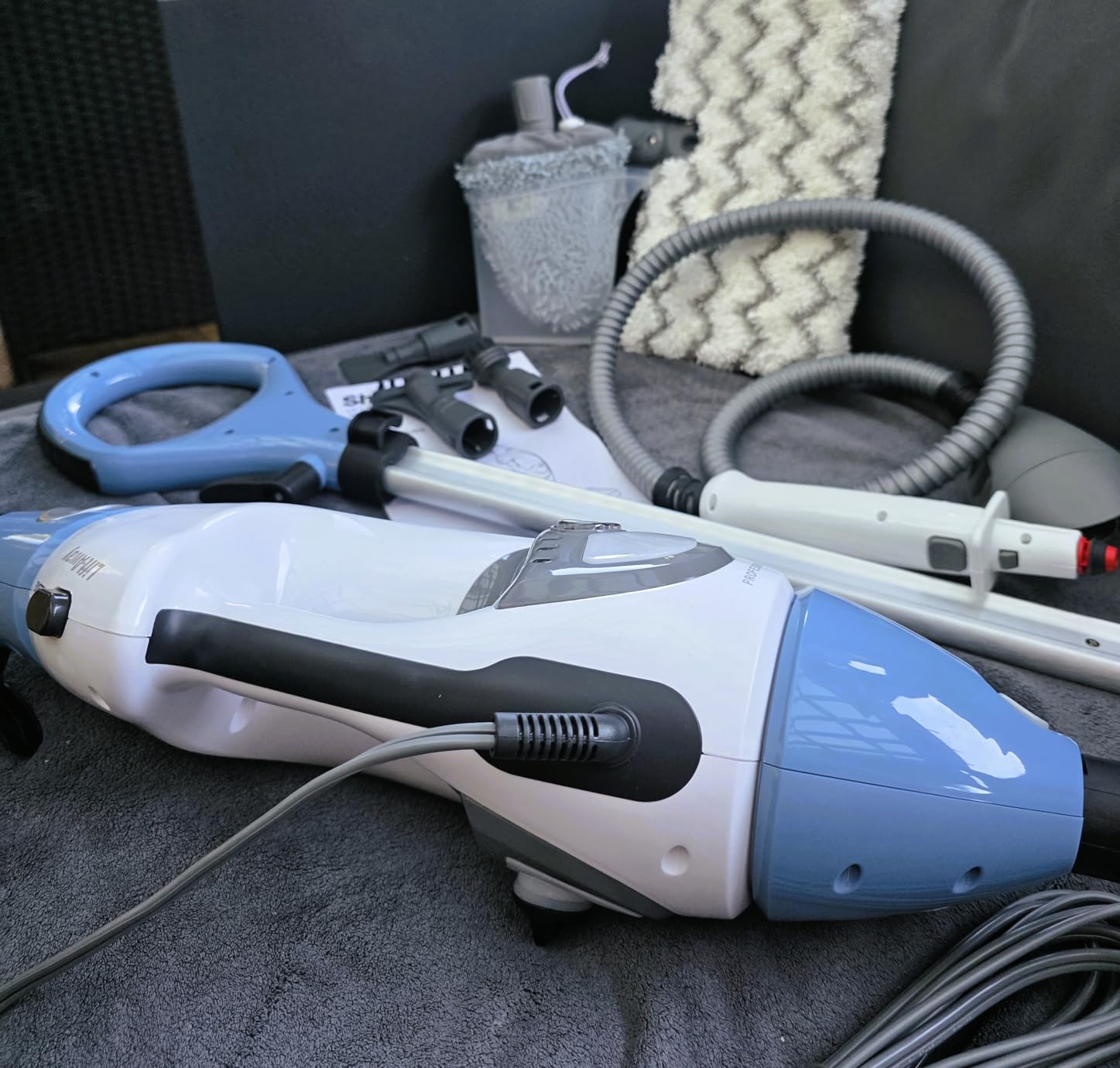 Shark Lift-Away 5-in-1 Steam Mop with Detachable Handheld Steam Cleaner, for Whole Home Cleaning including Sealed Hard Floors, Kitchens, Bathrooms, Upholstery, Cars, Grout & more, Blueberry, S3972BRN customer photo 2