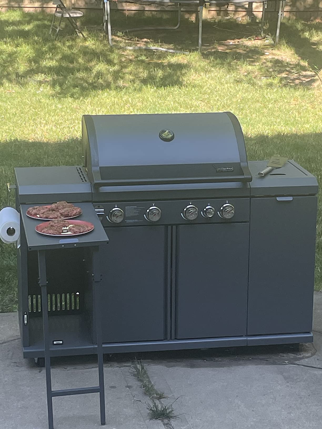 Brand-Man 4-Burner Gas Outdoor Kitchen Grill Island with Side Burner - 44,000 BTU Stainless Steel BBQ Grill Station with Storage Cabinets, Fold-out Prep Table, LPG/NG Convertible, Black customer photo 2
