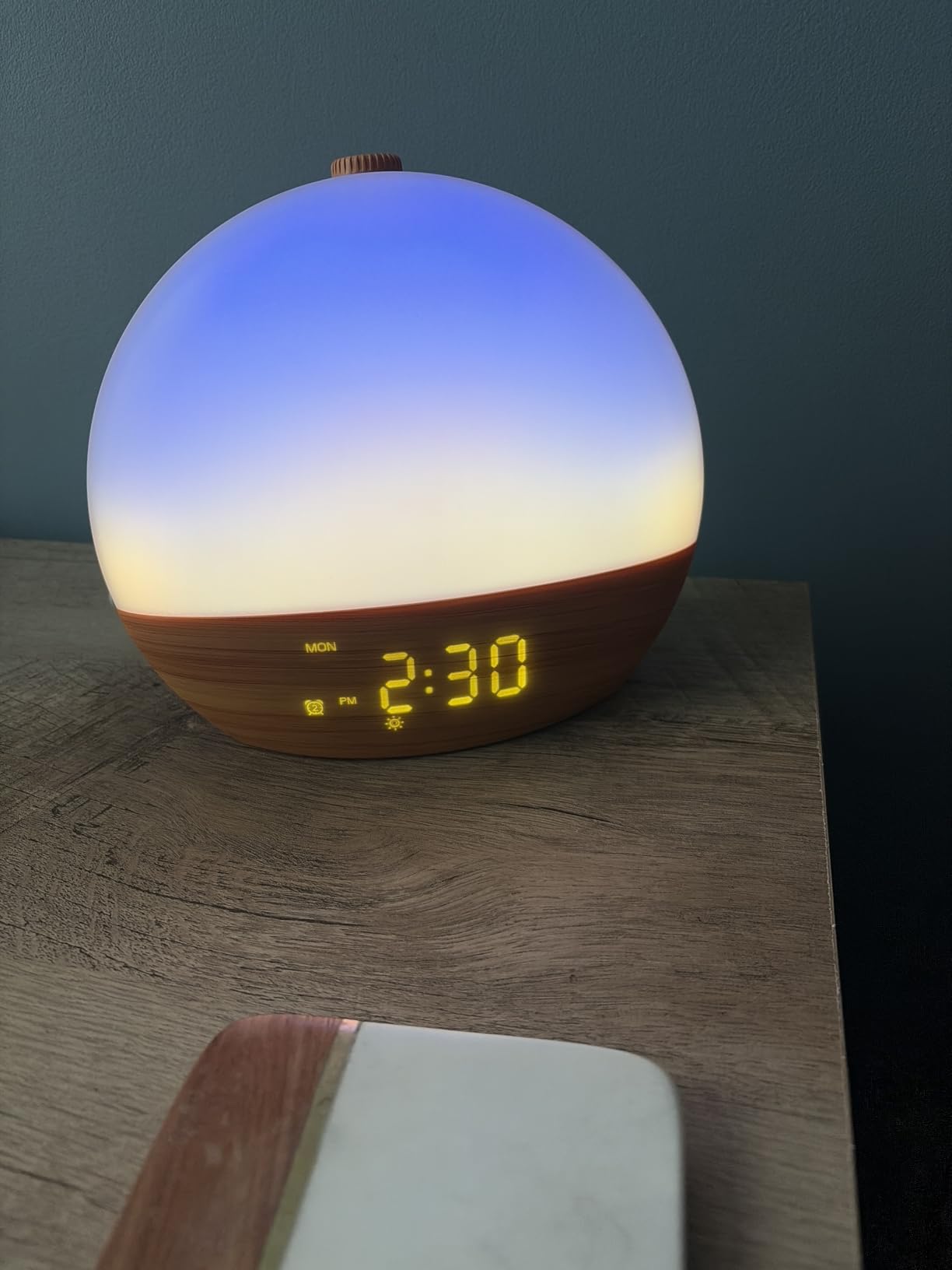 Sunrise Alarm Clock with Sound Machine - Wake Up Light, Wood Grain, Bluetooth, Dual Digital Alarm Clocks for Bedrooms customer photo 1