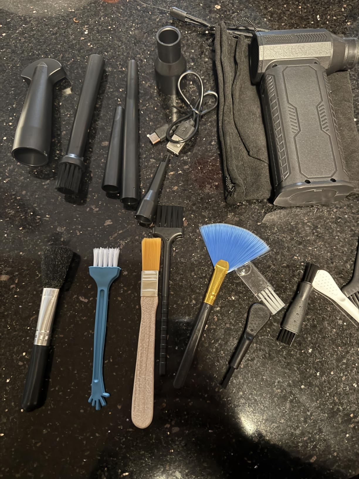 Compressed Air Duster, 130,000RPM Ultra-Powerful Cordless Electric Air Duster with 8000mAh Rechargeable Battery, 4-Gear Adjustable Air Blower for Keyboard, Computer, Car, Home Cleaning customer photo 1