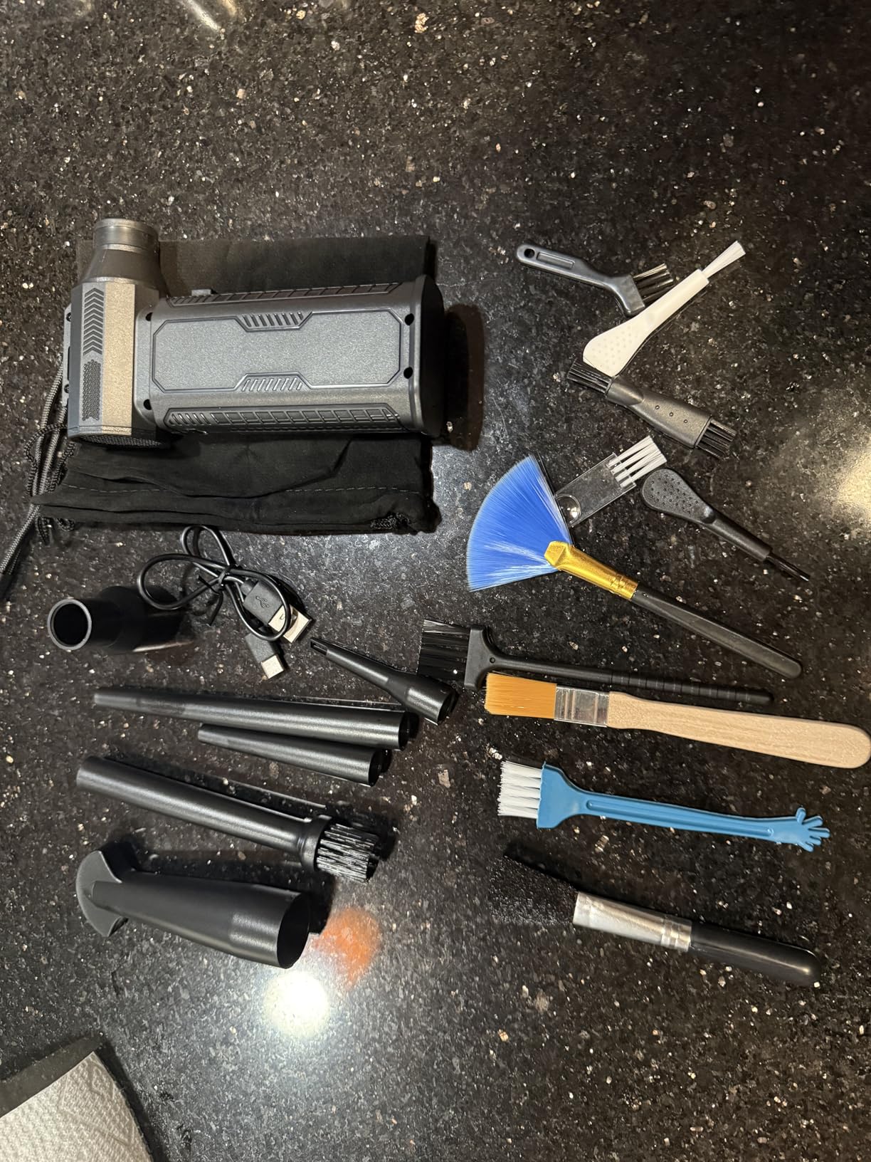 Compressed Air Duster, 130,000RPM Ultra-Powerful Cordless Electric Air Duster with 8000mAh Rechargeable Battery, 4-Gear Adjustable Air Blower for Keyboard, Computer, Car, Home Cleaning customer photo 2