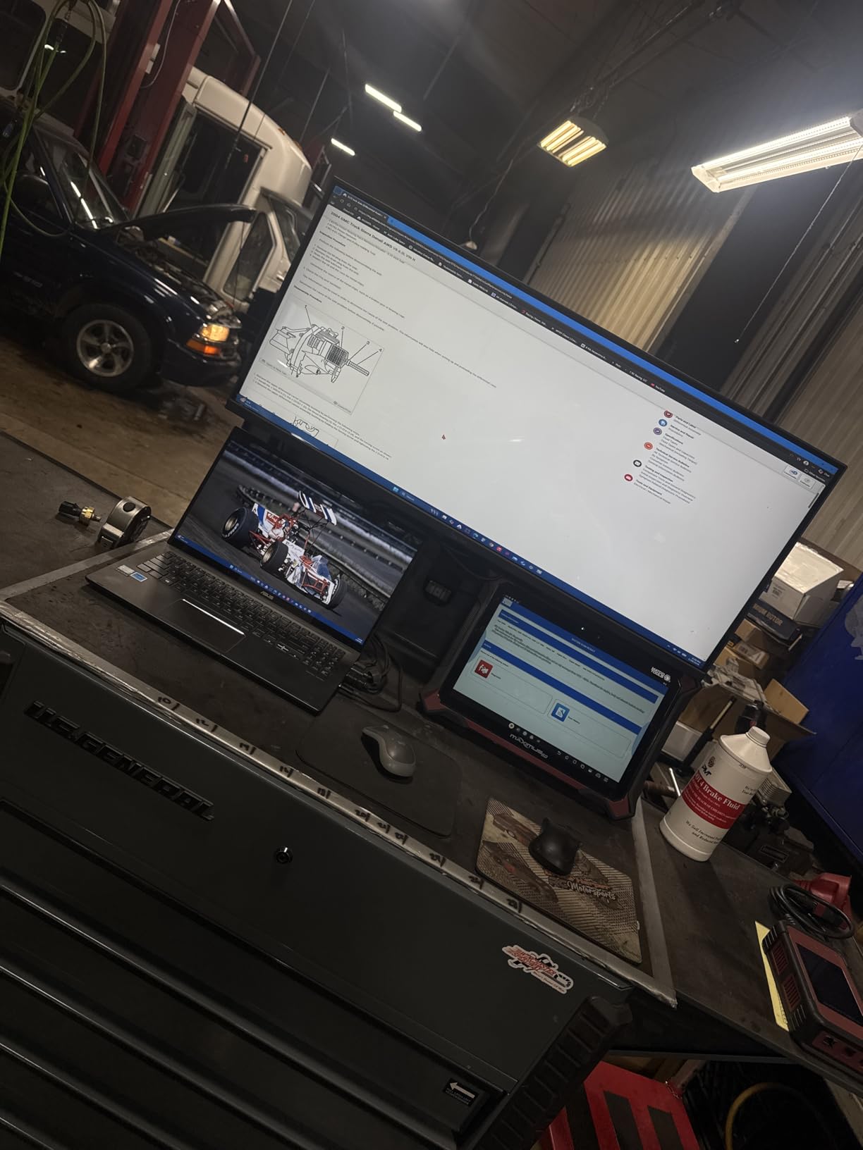 24.5 Inch 500Hz IPS Gaming Monitor, 1ms, 400cd/m², 100 sRGB PC Display 1920x1080P, AMD FreeSync Premium Pro Compatible, 2X HDMI 2.1 & DisplayPort 1.4, VESA Supports Computer Screen, Black customer photo 2