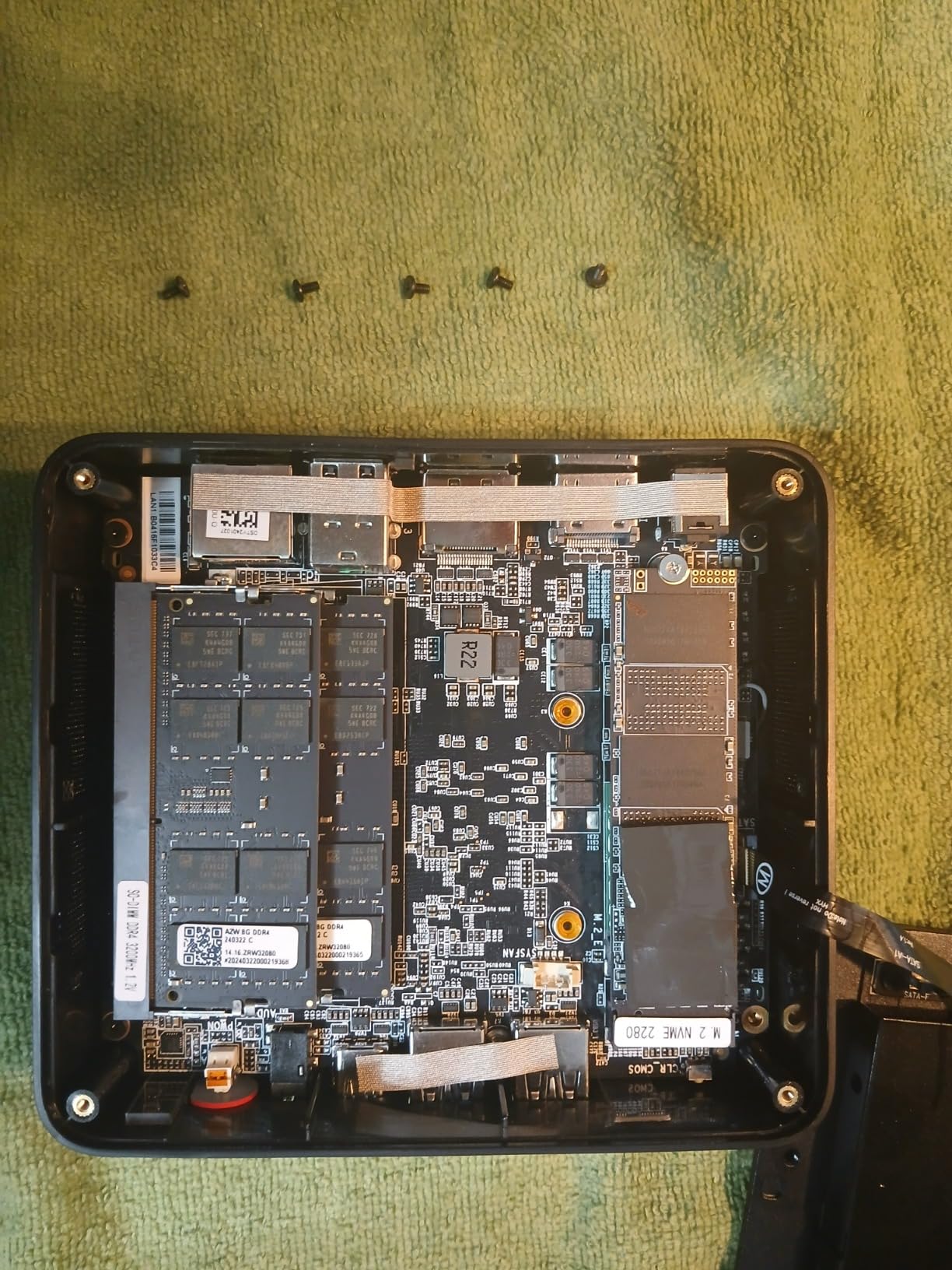 EQi12 Mini PC Intel i5 1235U(10C/12T,up to 4.4GHZ),16GB DDR4,500GB SSD Mini Computer Supports 4K Dual Screen Display/WiFi6/BT5.4/Dual 1000M LAN customer photo 2