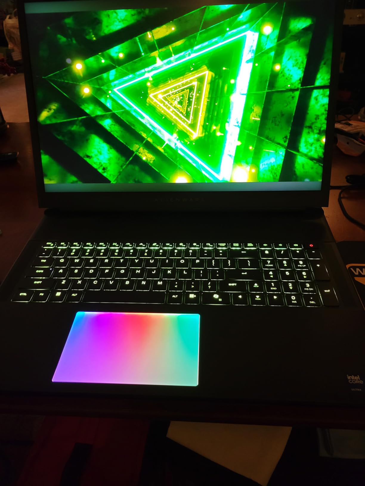 18 Area-51 Gaming Laptop AA18250-18.0