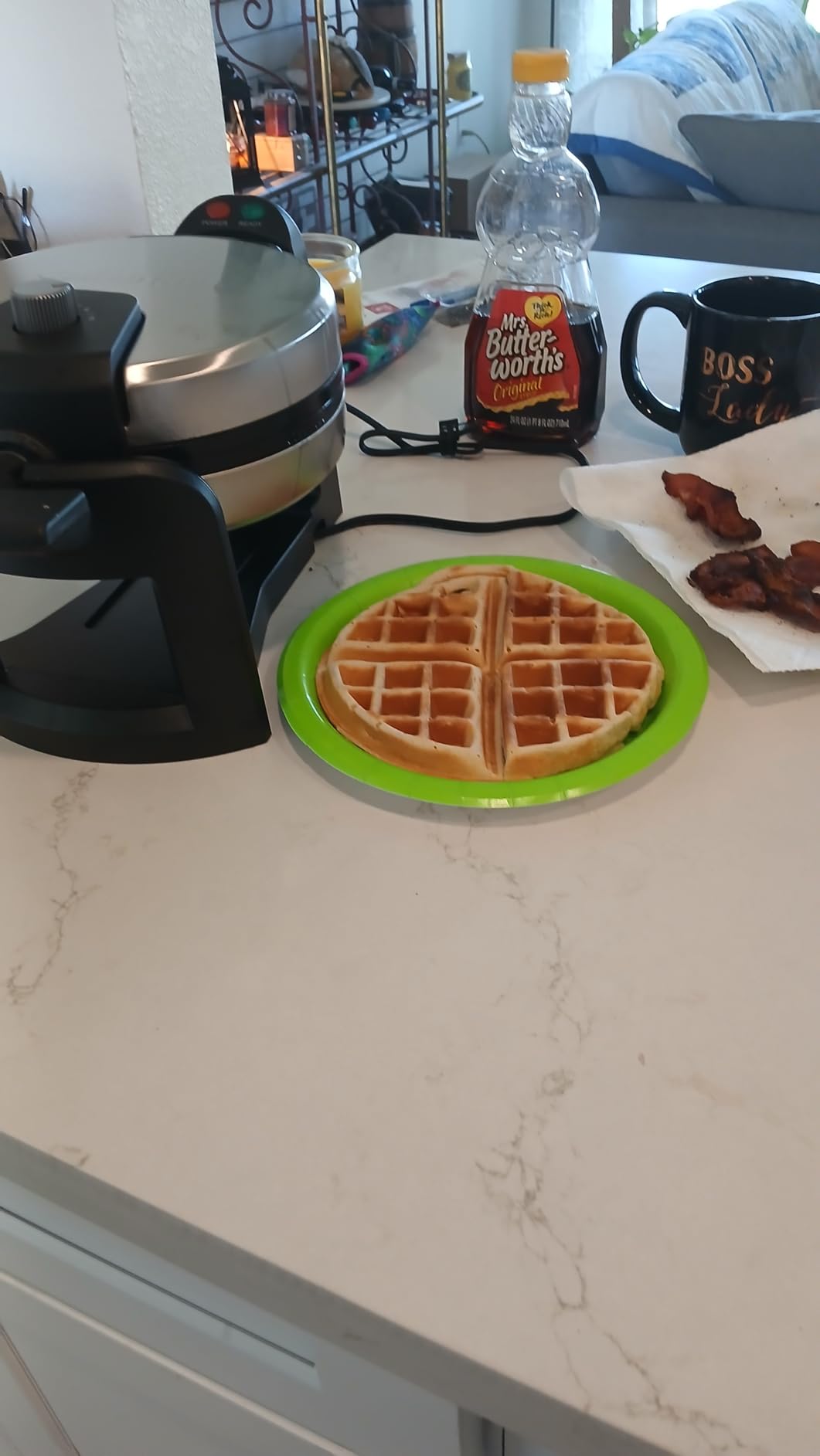 Cuisinart Round Flip Belgian Waffle Maker, Black/Silver, 1 inch thick, WAF-F30NAS customer photo 2