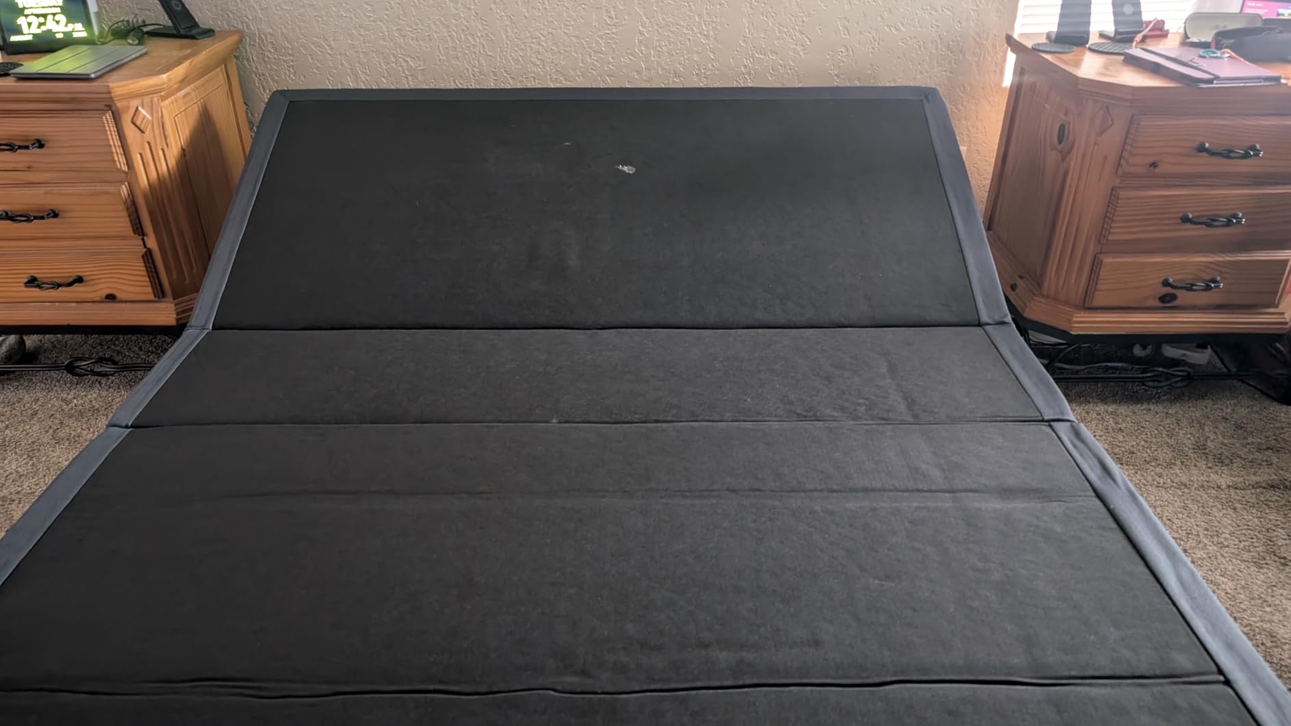 Serta baselogic Level 1 Adjustable Base Bed Frame - Queen - Head Adjustability, Wired Remote, Removable Legs for Zero-Clearance Design, and Foldable for Convenient Mobility and Storage customer photo 2