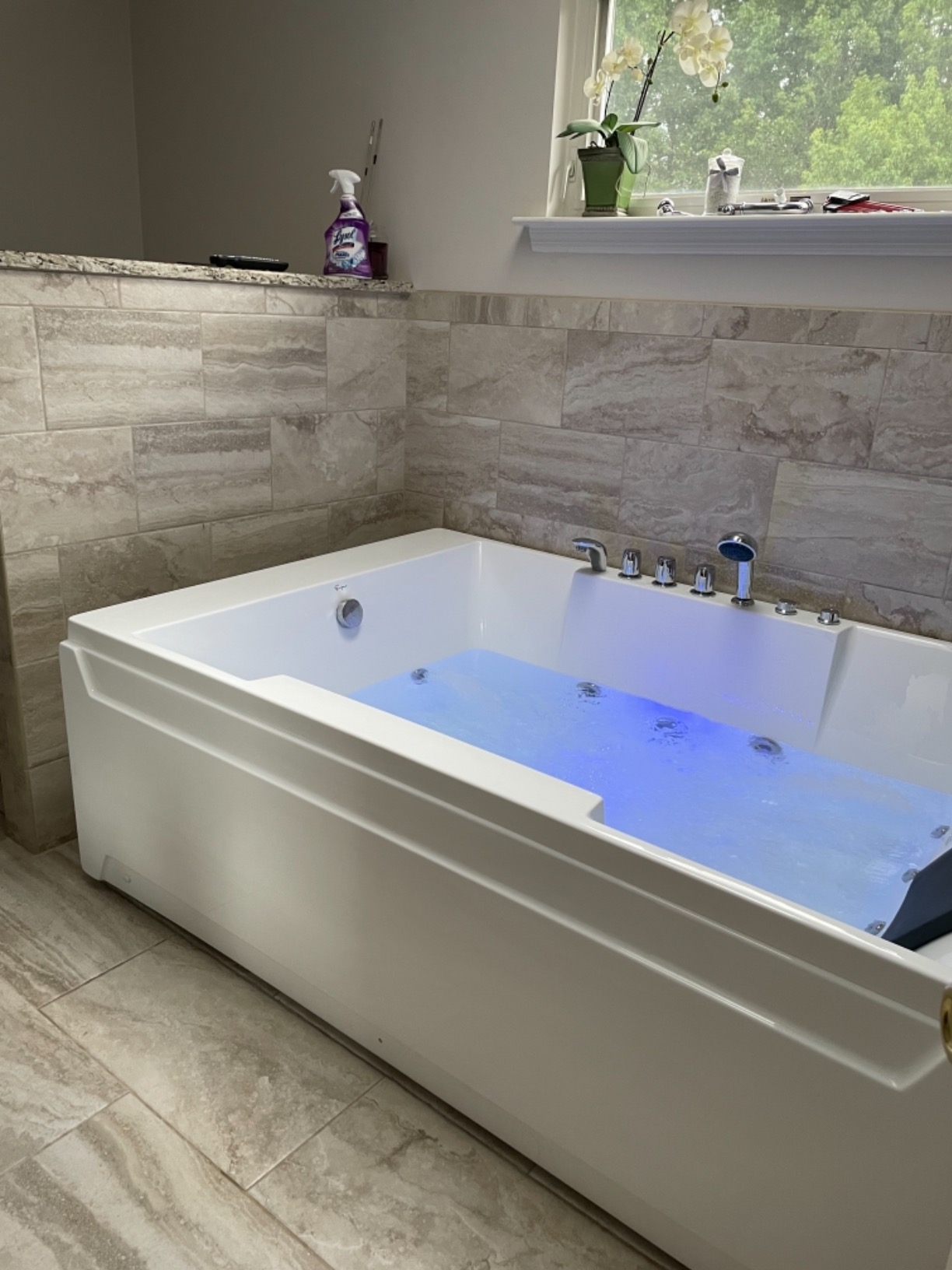 Whirlpool Bathtub, 67-Inch Jetted Bathtub, Hydro Massage with 9 Water Jets & 8 Air Jets with Chromotherapy, Waterfall - LED Control Panel, ETL-Certified customer photo 2