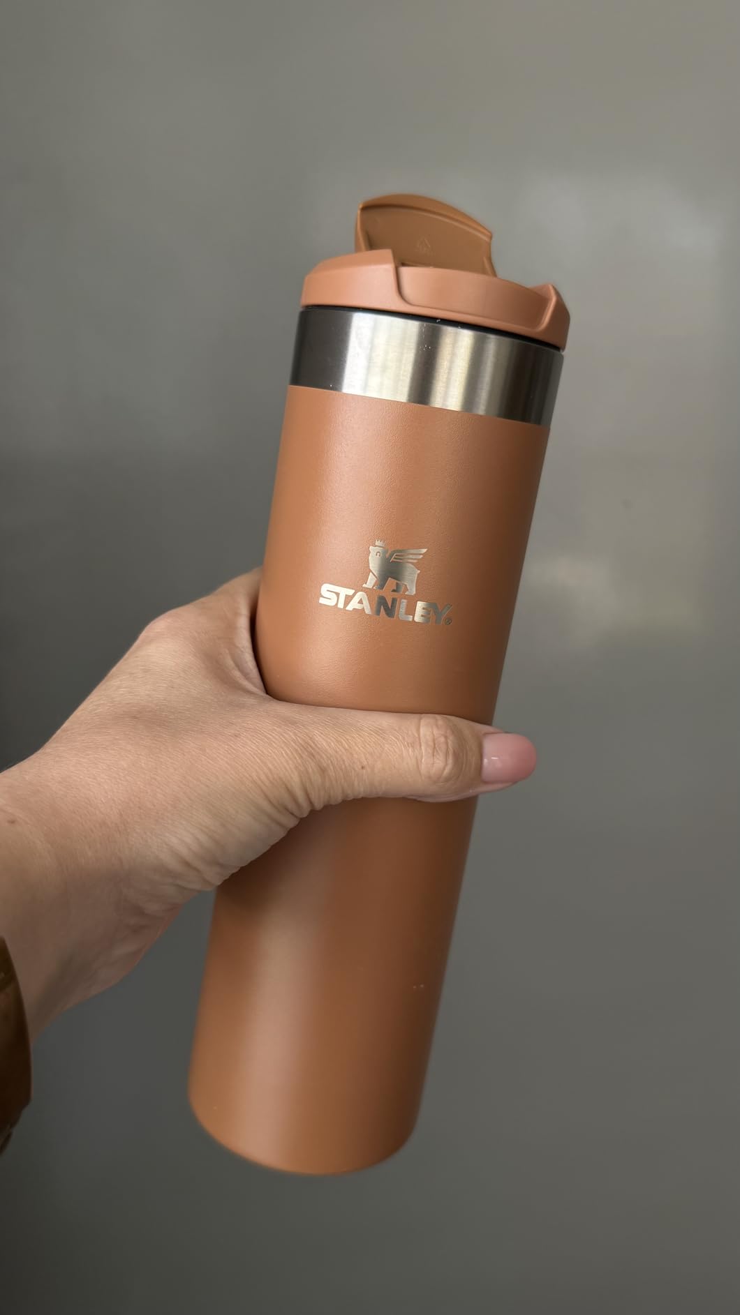 Stanley AeroLight Transit Bottle 20 oz | Locking Drink Through Lid | Leak Resistant Water Bottle or Coffee Travel Mug | Lightweight Insulated Stainless Steel | BPA-Free | Seafoam customer photo 1