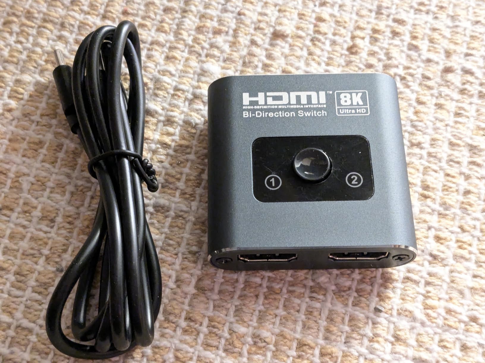 4K 120Hz HDMI Switch, 8K 60Hz HDMI 2.1 Bi-Directional 2-in-1/1-in-2 Switcher Splitter, Aluminum HDMI Selector 48Gbps High Resolution Switch Capable for Gaming, PS5, Xbox, HDR10, Dolby Vision customer photo 1