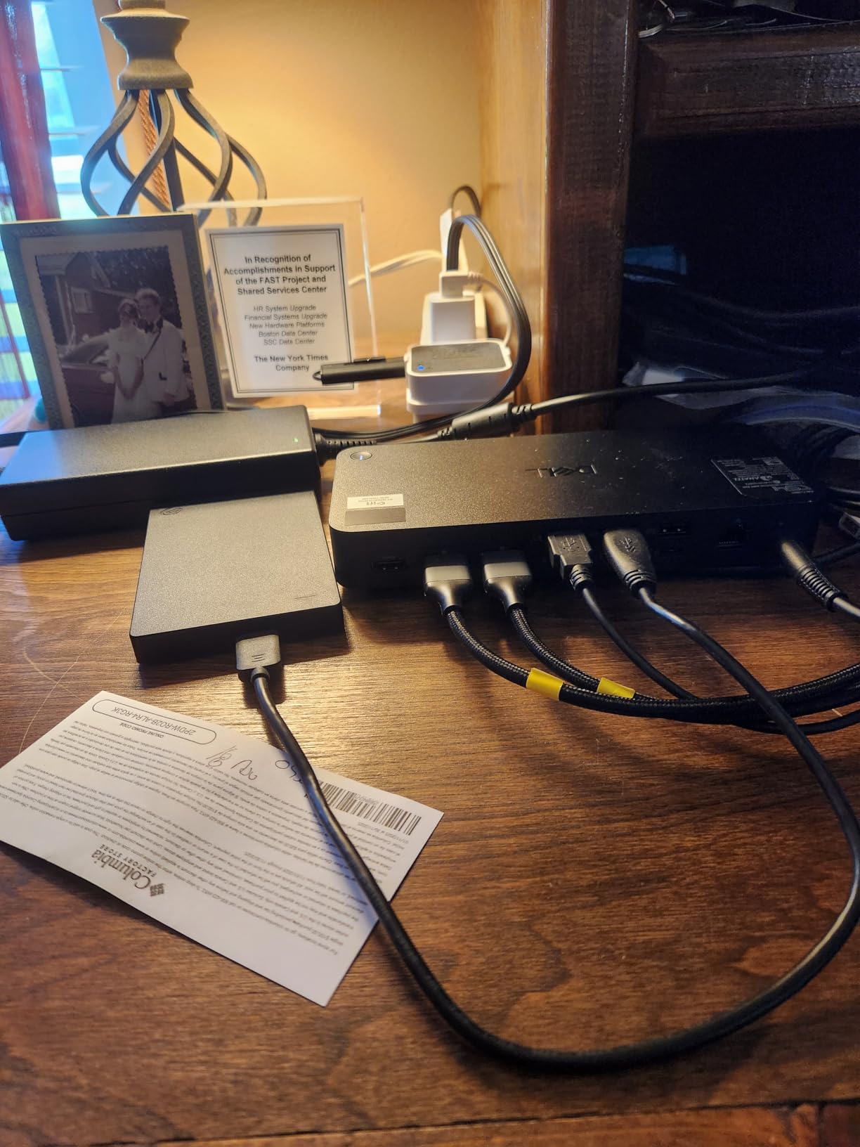 Dell Pro Thunderbolt 4 Smart Dock SD25TB4 - USB-C Station 130W, 4 Displays 4K, 2X DP 1.4, HDMI 2.1, 2X Thunderbolt 4, 2.5GbE, Wi-Fi, Sustainable Design customer photo 1