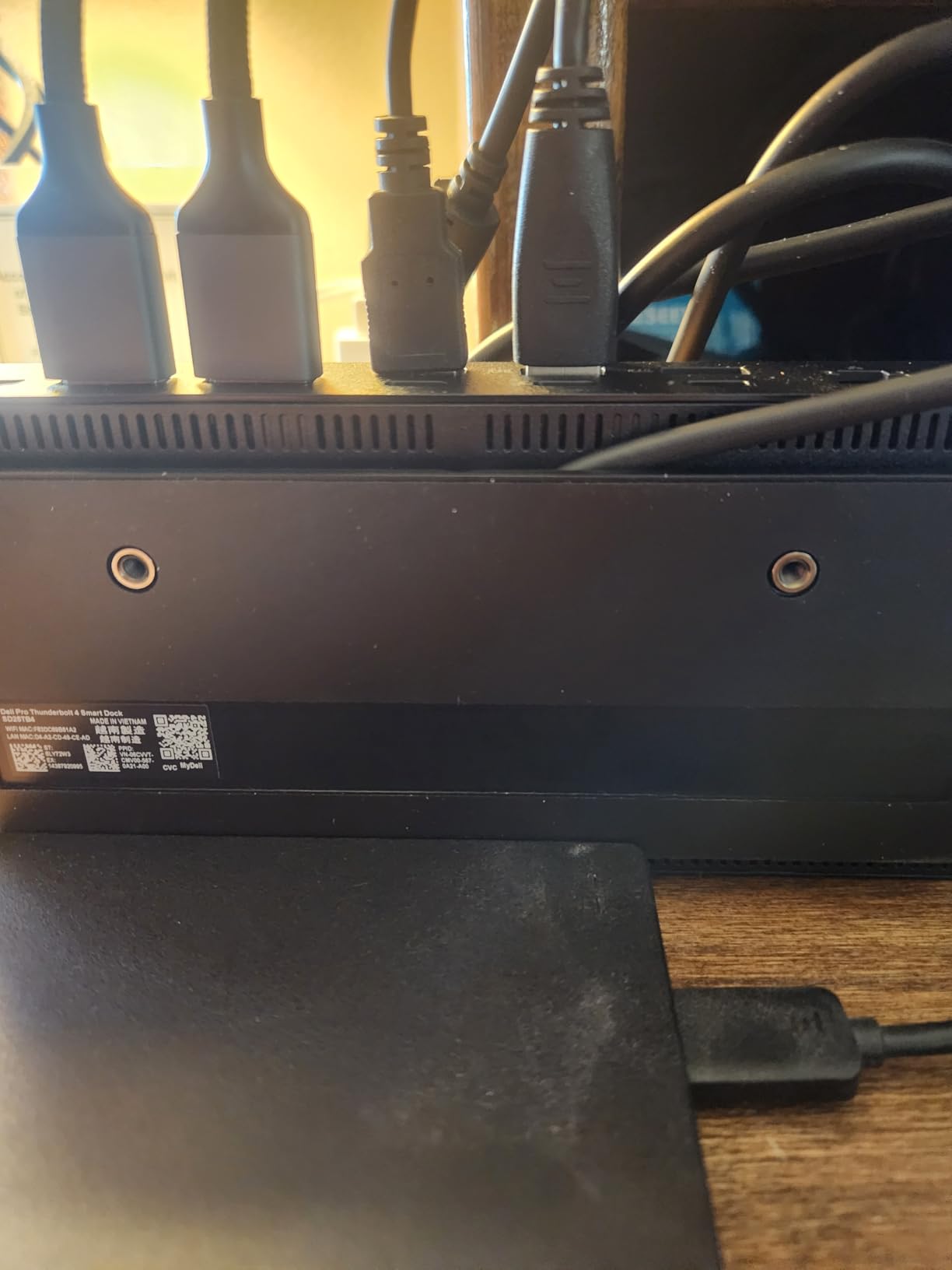 Dell Pro Thunderbolt 4 Smart Dock SD25TB4 - USB-C Station 130W, 4 Displays 4K, 2X DP 1.4, HDMI 2.1, 2X Thunderbolt 4, 2.5GbE, Wi-Fi, Sustainable Design customer photo 2