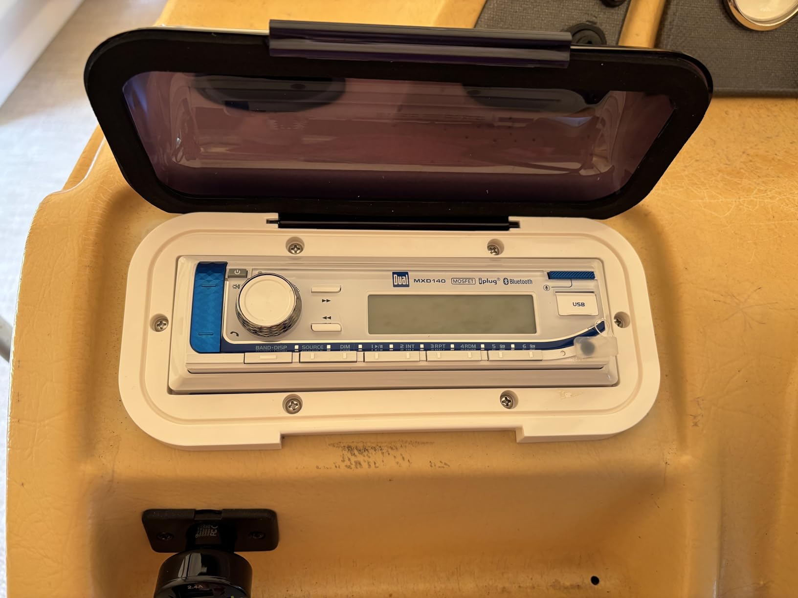 Dual Electronics MXD140B Marine Radio | AM/FM Stereo Receiver | 8-Character LCD | Single DIN | Boat Radio with Built-in Bluetooth | USB Port with 2.1 A Charging | Black customer photo 1