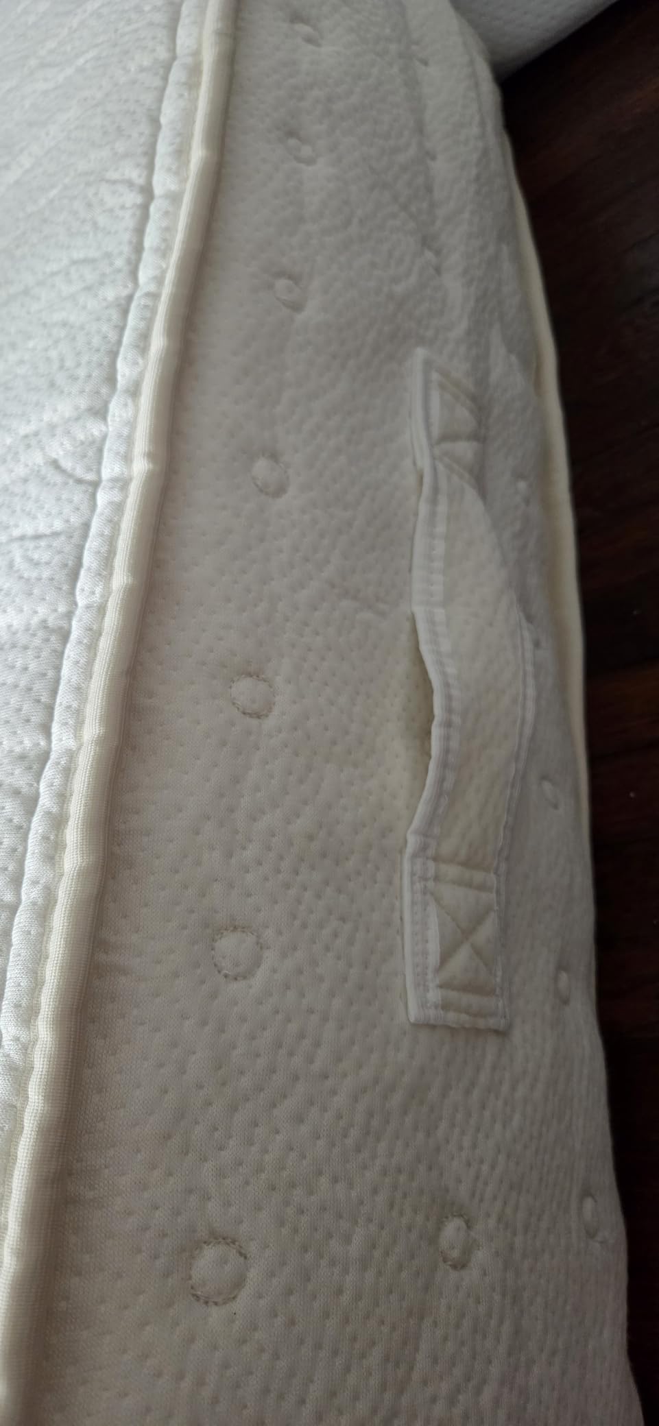 Awara Natural Hybrid Queen Mattress 10 Inch - Certified Organic Natural Latex - Sustainable New Zealand Wool - Fiberglass-Free - 365-Night Trial customer photo 1