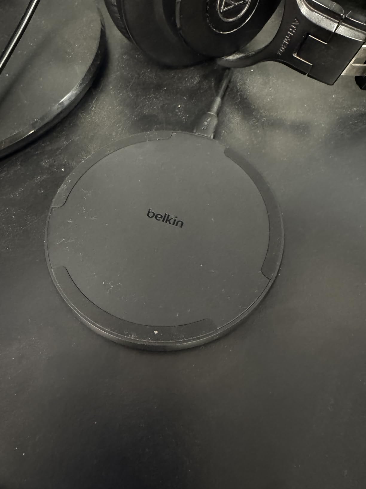 Wireless Charging Pad 15W - Qi Charger, Charging Station for Apple iPhone 17, iPhone 16/15/14 Series, AirPods, Samsung Galaxy S25, Galaxy S24, Pixel 10 - Power Supply and Cable Included - Black customer photo 2