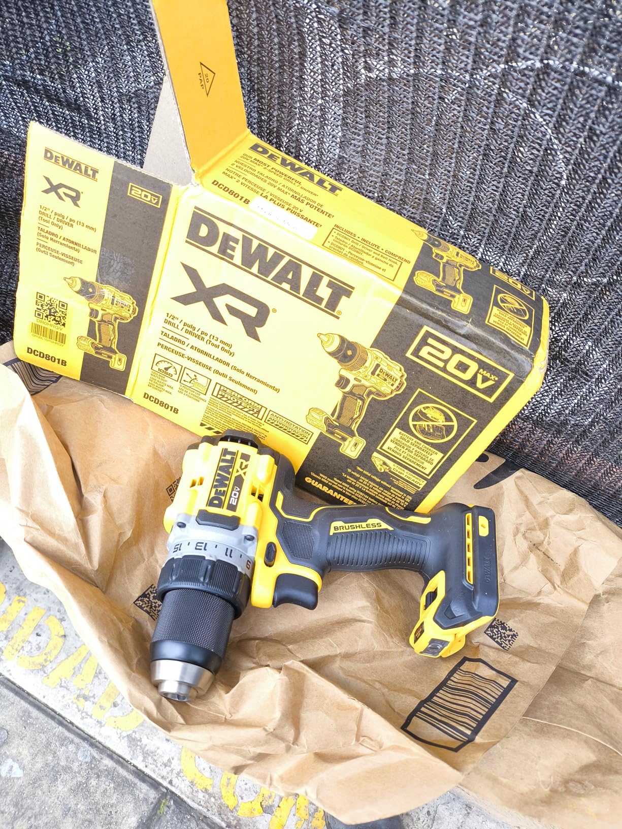 20V MAX XR Brushless Cordless 1/2 in. Drill/Driver (Tool Only) (DCD801B) customer photo 1