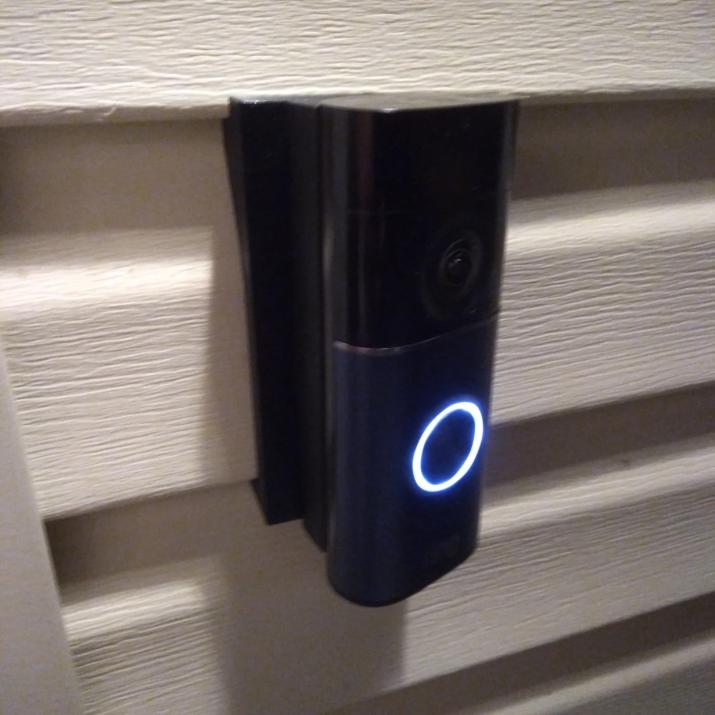 Wired Doorbell Plus (newest model), Home or business security, Retinal 2K with wide-angle video, 4x Enhanced Zoom, and Low-Light Sight, Nickel Silver customer photo 2