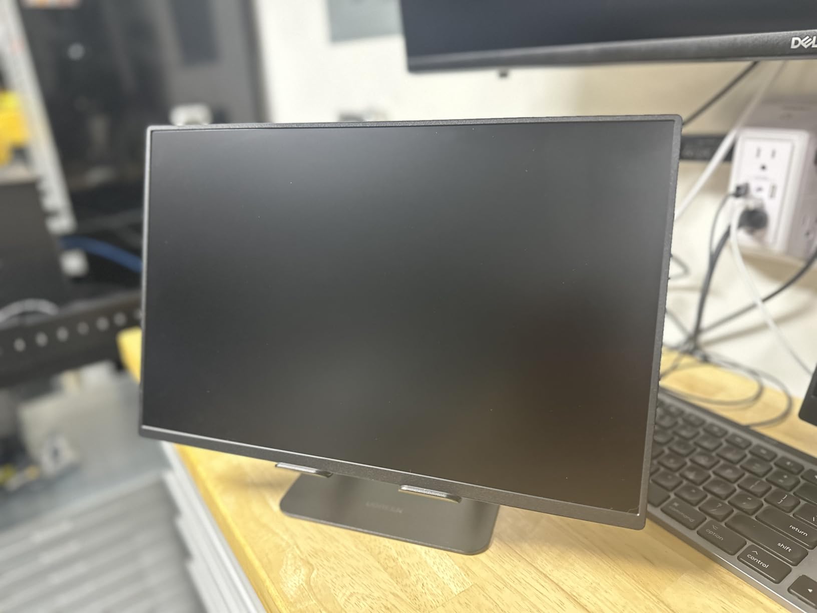 UPERFECT 2.5K 240Hz QLED Portable Monitor, 16