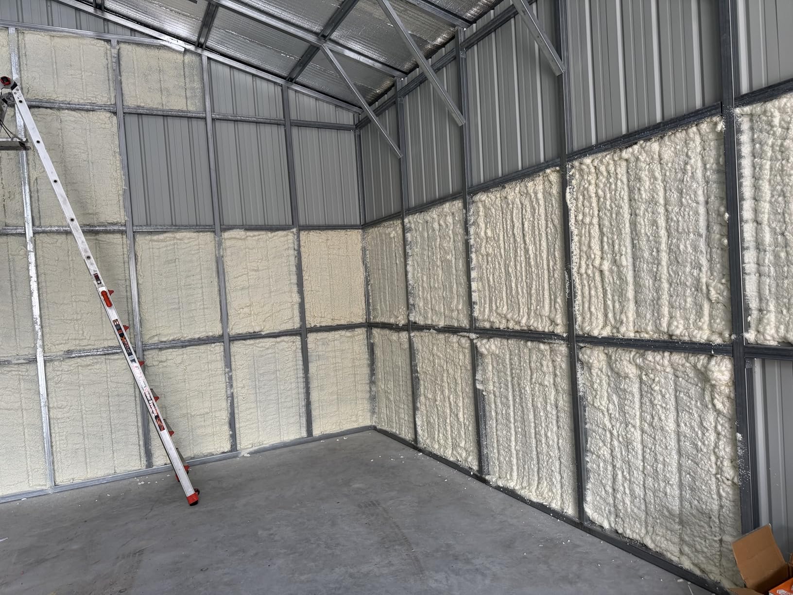 Kraken Bond Fastcoat Fire Rated Spray Foam Insulation Closed Cell in a Can 360 sq ft (18x27.1 oz.) (R-Value 11.32 / 2in) - Spray Foam for Garage Door, Attic, Wall Gun & Cleaner Included, 18 Pack customer photo 2