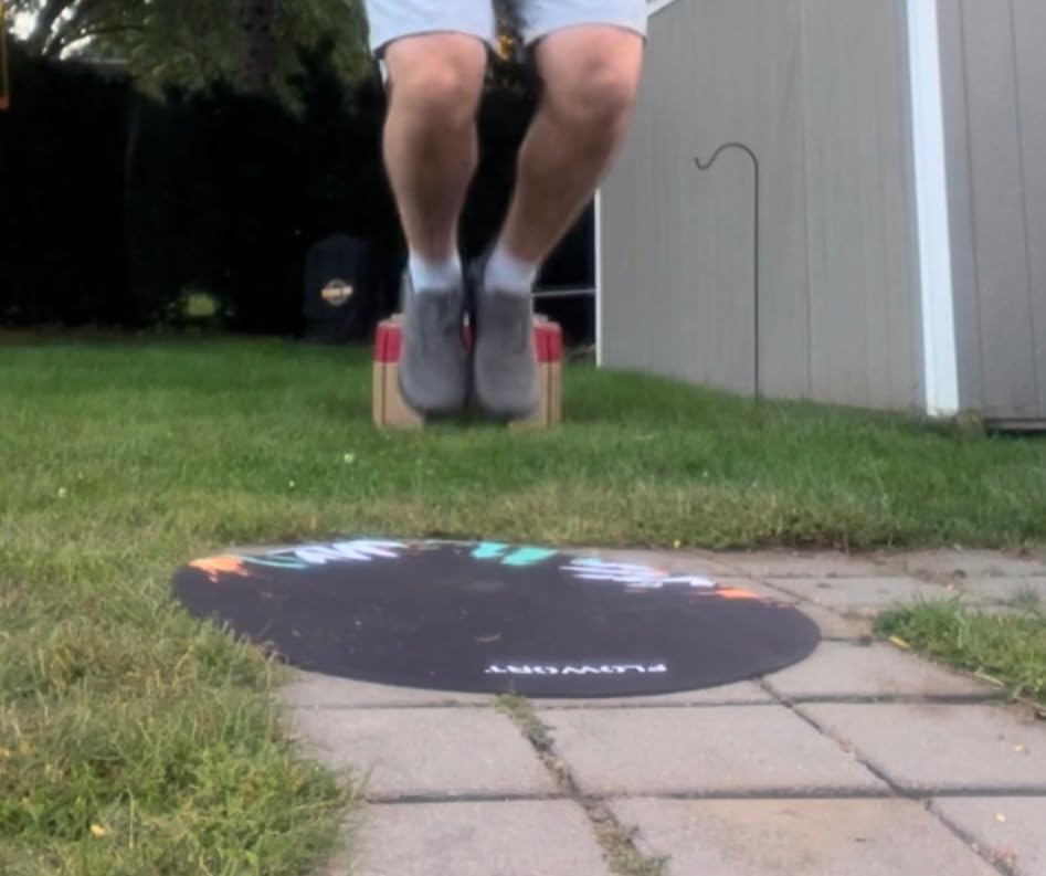 Cheete Jump Rope Mat Large Rubber Exercise Mat Indoor Outdoor Shock Absorbing Mat Non-Slip Oval Design for Floor & Rope Protection, Workout Mats for Home Gym Flooring customer photo 1