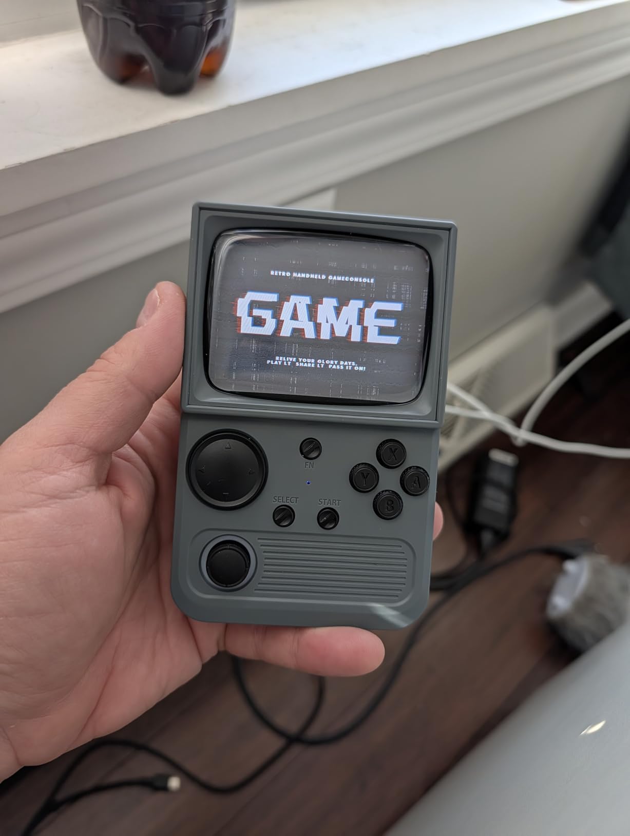 R36T Retro Gaming Console, 3.5'' IPS Screen CRT-Inspired, Handheld Game Console with 18000+ Classic Games Supports WiFi Networked Fighting and OTG, 3500mAh Battery, with Portable Case (White 64GB) customer photo 1