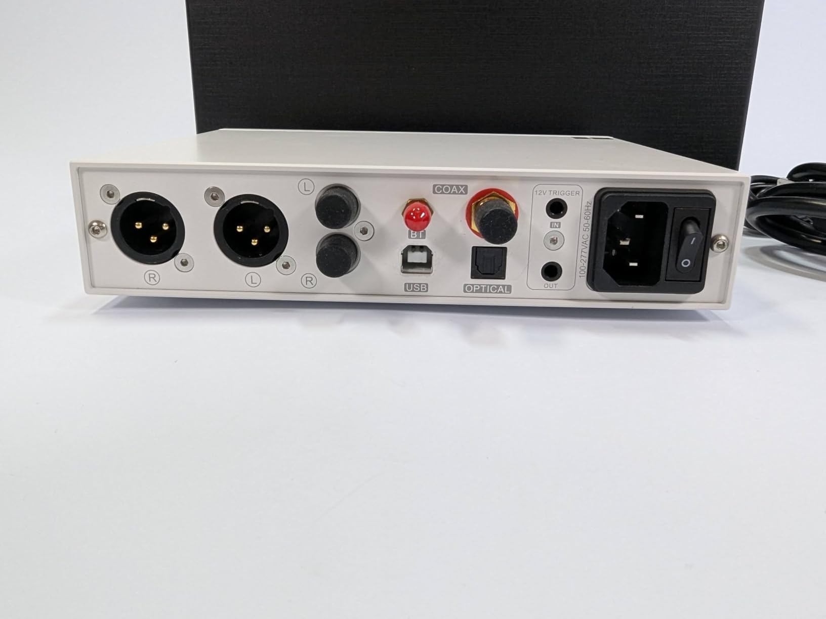 TOPPING DX5 II Hi-Res DAC & Headphone Amp Combo - Dual ES9039Q2M, X-Hybrid Amp, 10-Band PEQ, LDAC Bluetooth 5.1, 4.4mm Balanced & 6.35mm Headphone Output, Preamp Mode, 12V Trigger (Black) customer photo 2