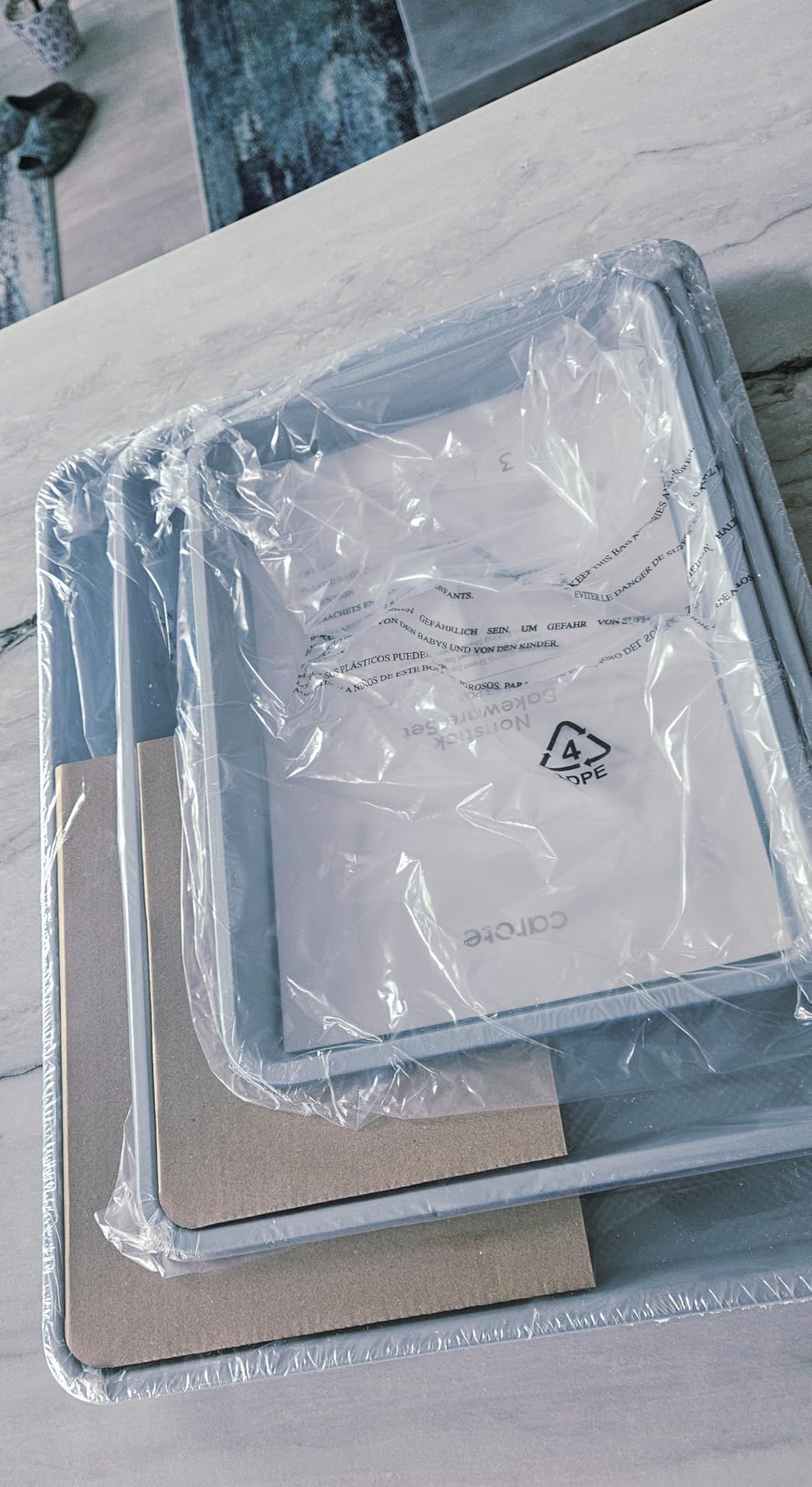 CAROTE 3-Piece Baking Pan Set - Bakeware Set, Baking Sheet Set Including 13 Inch 15 Inch 17 Inch Sheet Pan, Cookie Sheet for Baking, Deep Olive Green customer photo 2