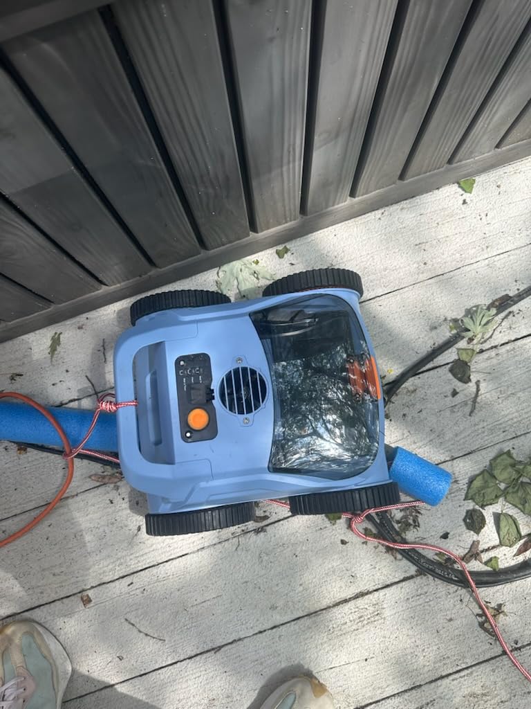 Cordless Robotic Pool Vacuum, Pool Cleaner with Track Drive & Sonar Navigation, 180W Brushless Motor, Wall & Waterline Climbing, 150-Min Runtime, for Inground Above-Ground 2150 Sq. Ft. (Dark Blue) customer photo 3