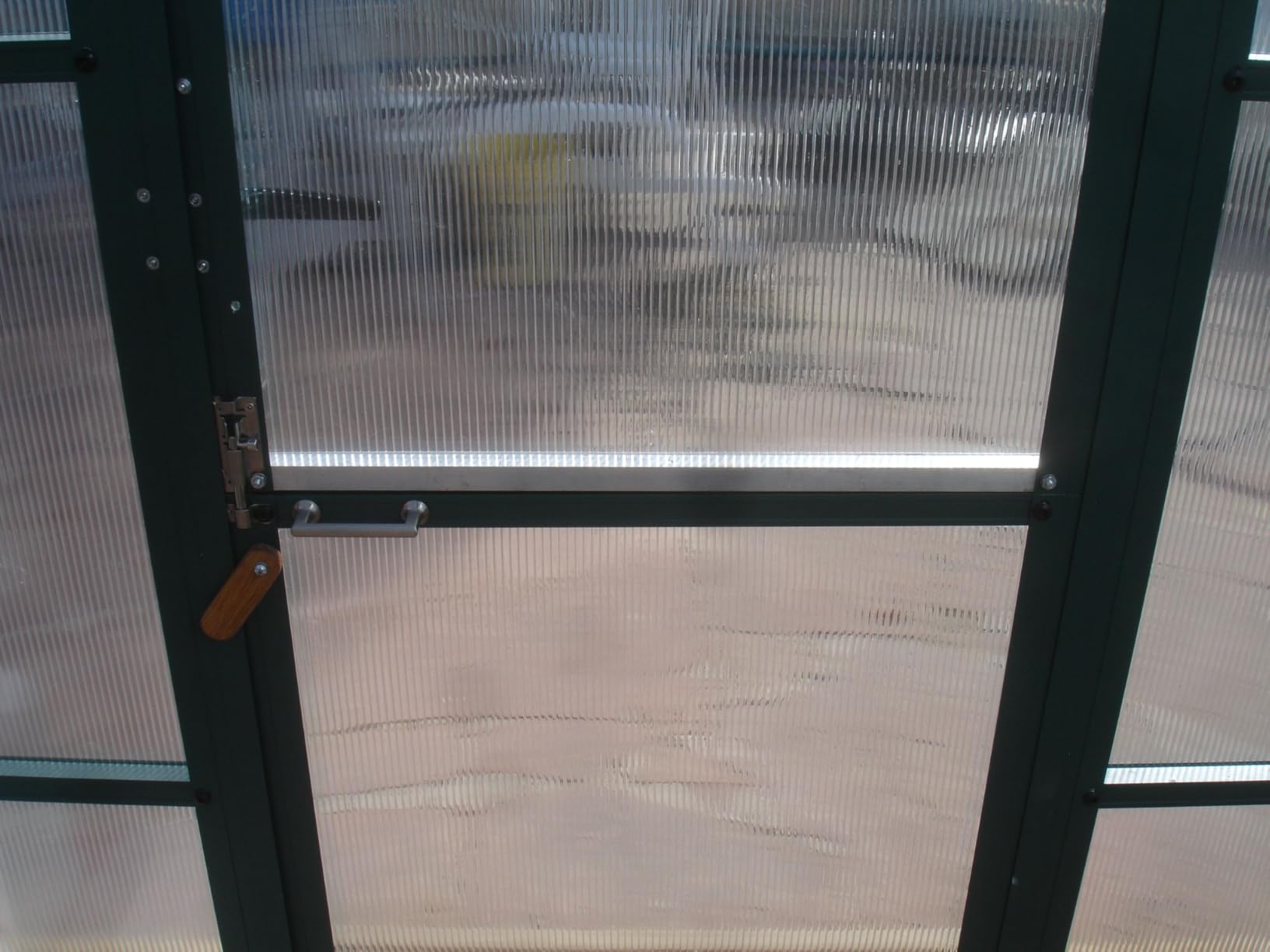 8 x 10 ft Greenhouse, Greenhouses for Outside, Polycarbonate Greenhouse with Aluminum Frame, Lockable Door and Ajustable Roof Vent for Backyard, Green Houses for Outside Garden Backyard, Patio customer photo 1