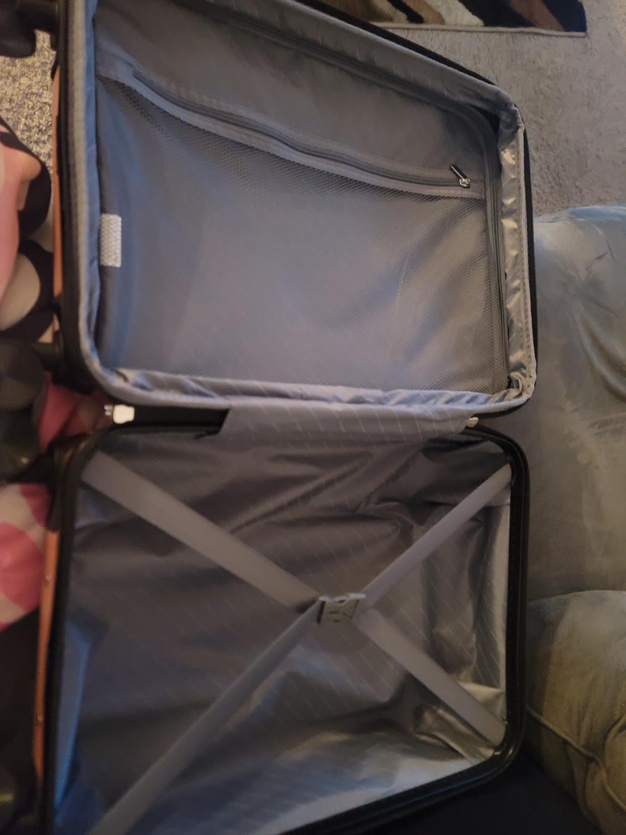 Sweetcrispy Carry on Luggage, Hard Shell ABS Suitcase with Double Spinner Wheels, Lightweight Expandable Rolling Suit Case with TSA Lock, 20 Inch Pale Pink customer photo 1