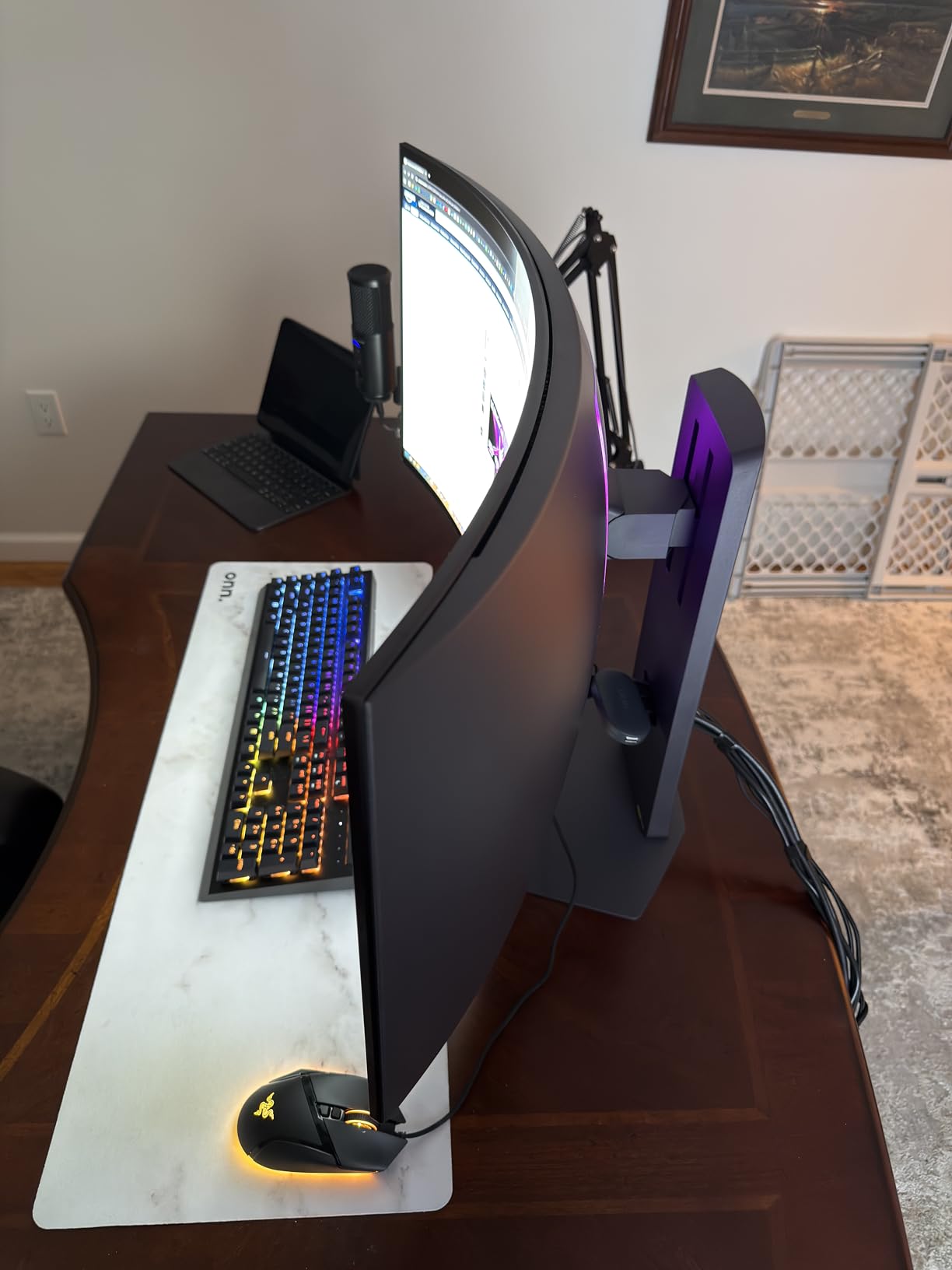 LG 45GX900A-B 45-Inch Ultragear WQHD (3440 x 1440) OLED Curved Gaming Monitor, 240Hz, 0.03ms, NVIDIA G-Sync, VESA DisplayHDR True Black 400, HDMI 2.1, DisplayPort, USB Type-C PD 65W customer photo 1