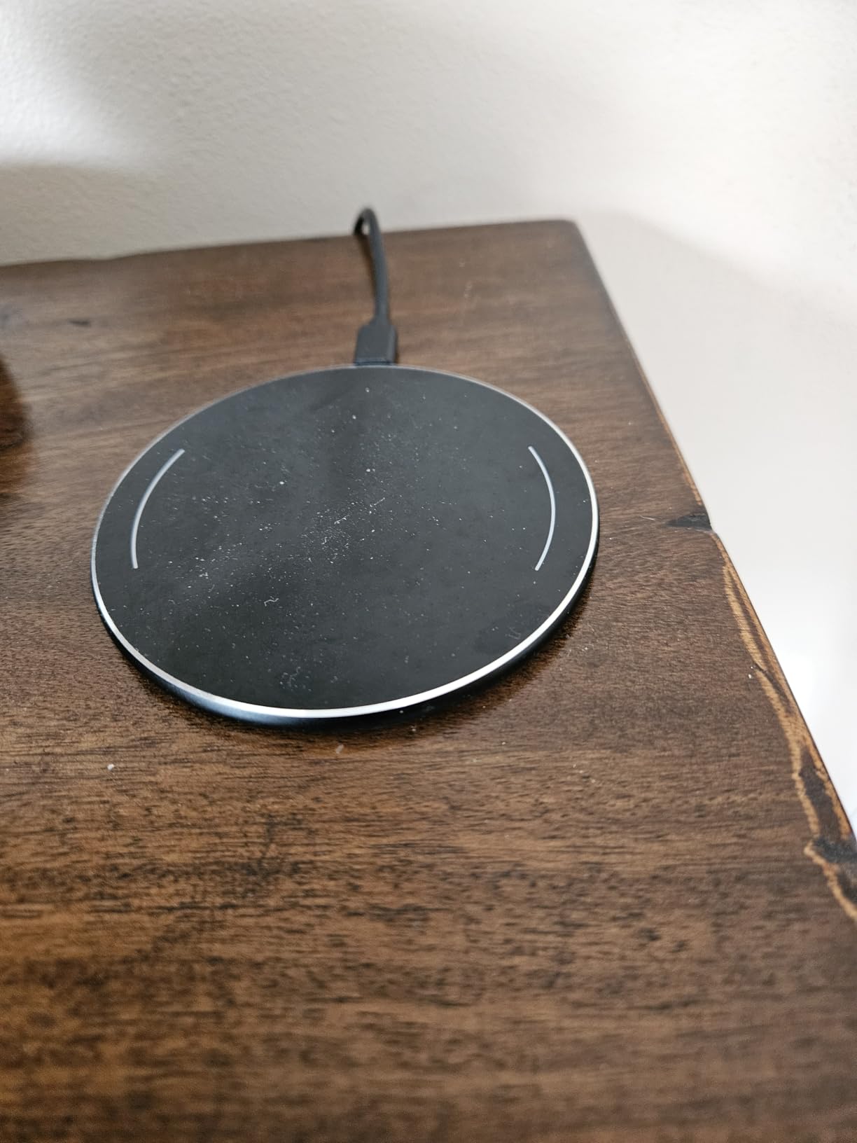 2025 W1 New Anti-Slip Wireless Charger 15W Max Fast Wireless Charging Pad Compatible with iPhone 17/16/16 Plus/16 Pro Max /15/14/13/SE Series, Samsung Galaxy S25/S24/S23 Series, Black customer photo 1