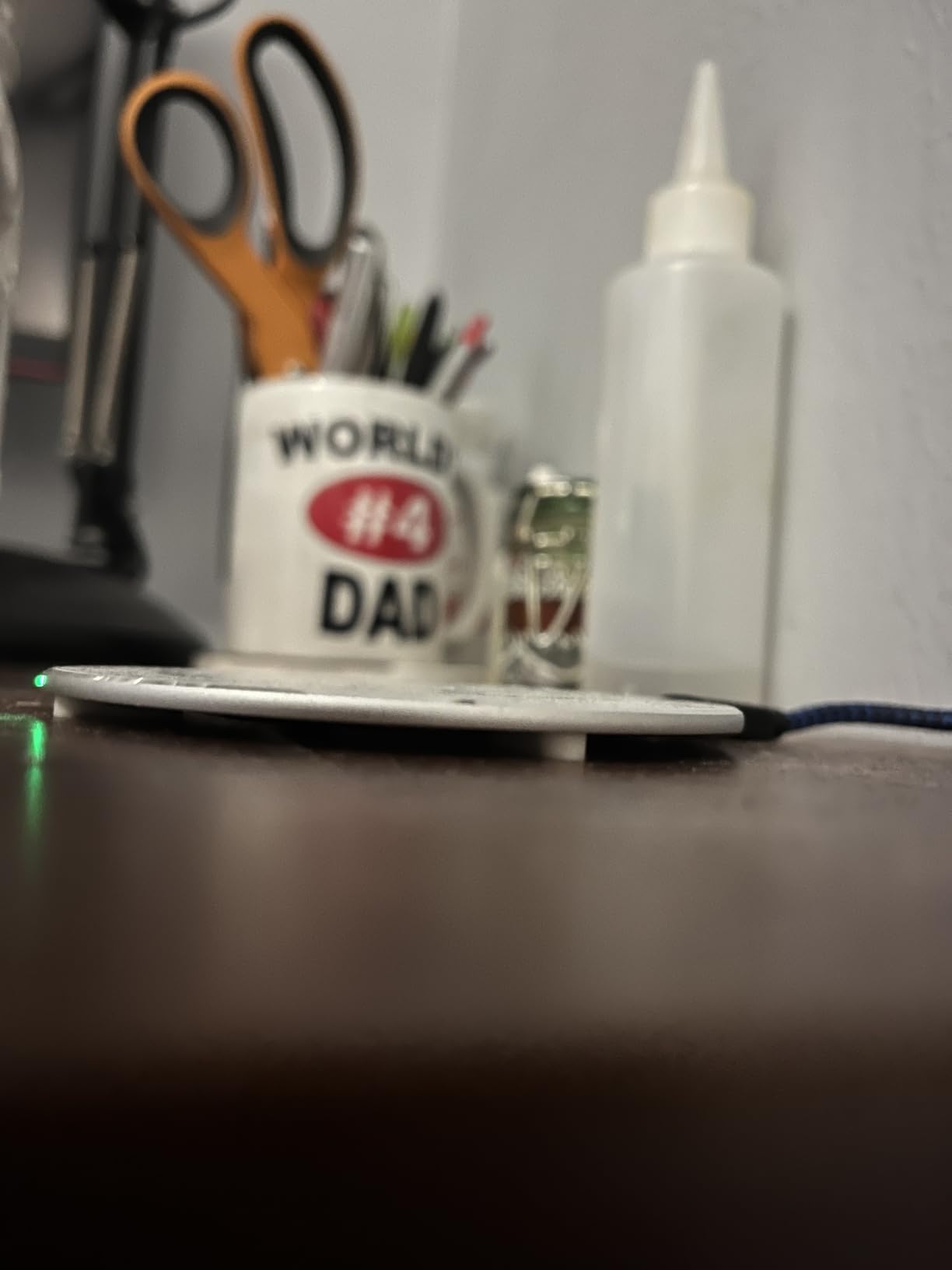 2025 W1 New Anti-Slip Wireless Charger 15W Max Fast Wireless Charging Pad Compatible with iPhone 17/16/16 Plus/16 Pro Max /15/14/13/SE Series, Samsung Galaxy S25/S24/S23 Series, Black customer photo 2