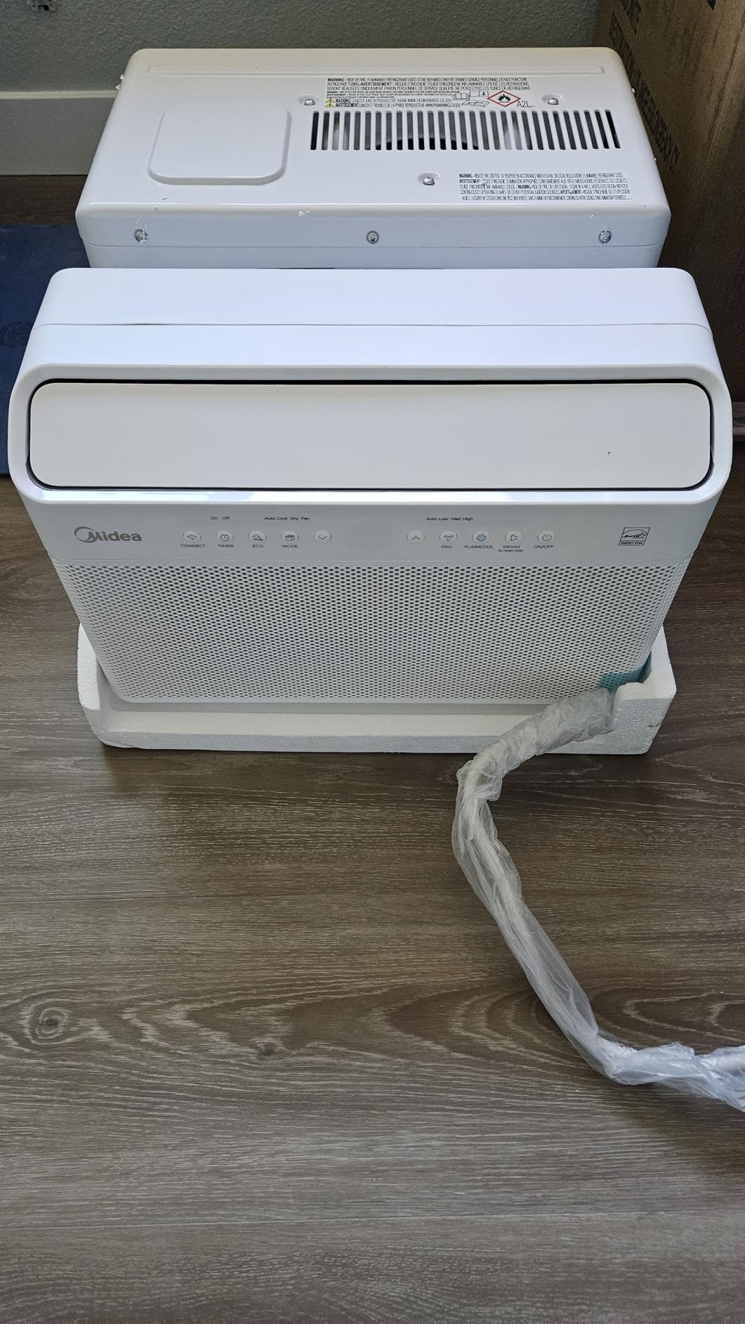Midea 12,000 BTU U Shaped Smart Inverter Window Air Conditioner - Cools 550 Sq Ft, Ultra Quiet with Open Window Flexibility - Alexa/Google Assistant Compatible - 35% Energy Savings, Remote (Updated) customer photo 1