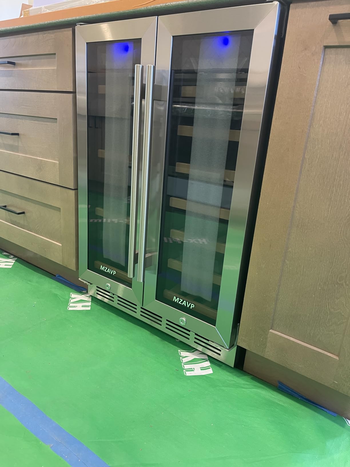 200 Bottle Wine Fridge Dual Zone, 24 Inch Wine Cooler Refrigerator Freestanding or Built-in, Professional Wine Cellar with Advanced Temperature Control and Compressor Cooling, Quiet Operation customer photo 1