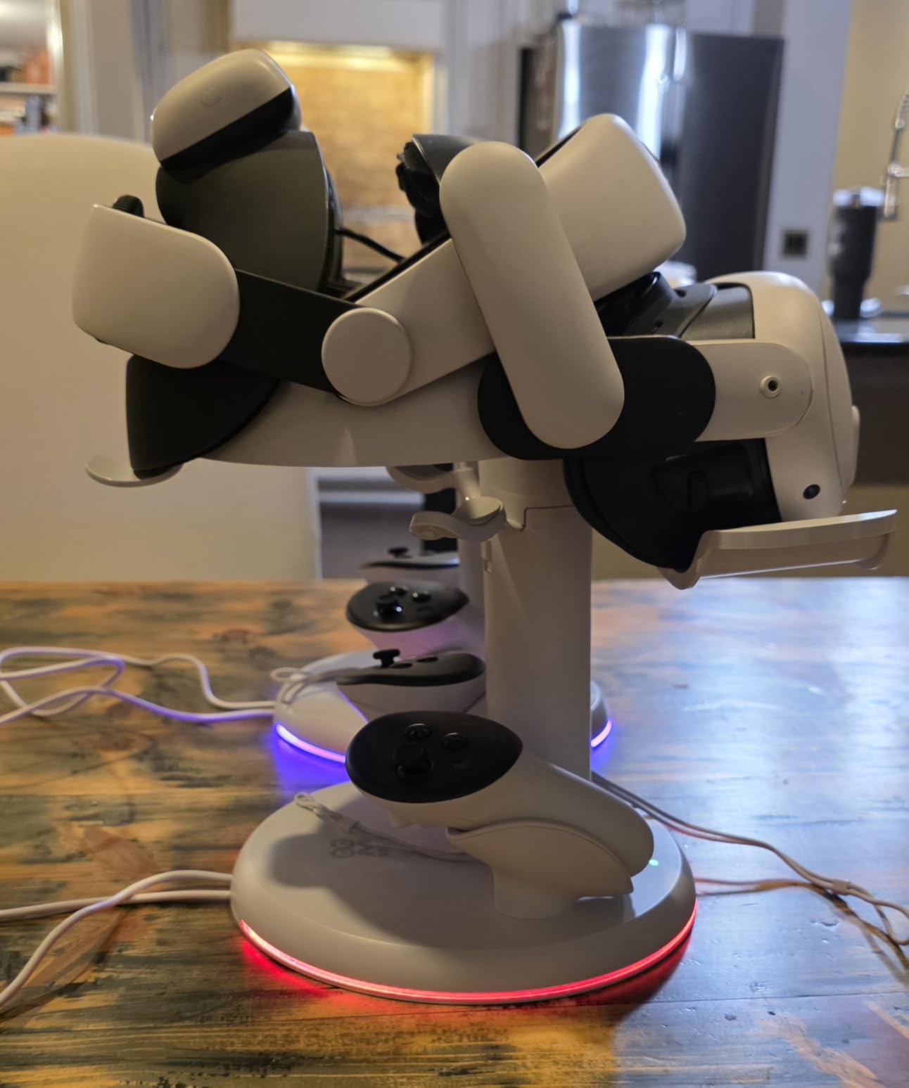 RGB Charging Dock Compatible with Meta Quest 3/Quest 3S Accessories, 30W Fast Charging Station with USB-C Power Hub, 2 Rechargeable Controllers Batteries (Quest 3 Charging Dock) customer photo 2