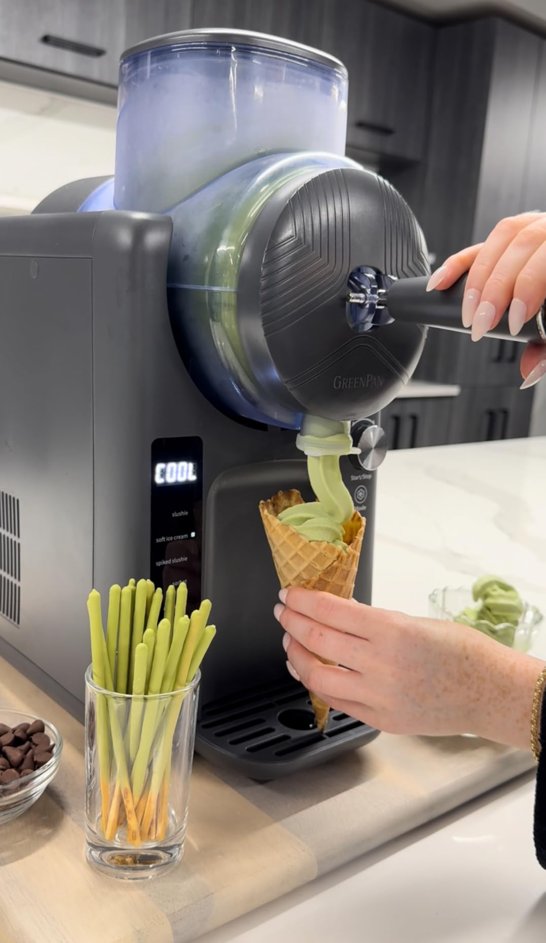 GreenPan Frost Ice Cream Maker & Slushie Machine, Soft Serve, Sorbet, Margaritas, Milkshakes, Frozen Yogurt, No Pre-Freezing, Ready in 15 Mins, 6 Modes, 7 Textures, Self-Cleaning, Family Size, Pink customer photo 2